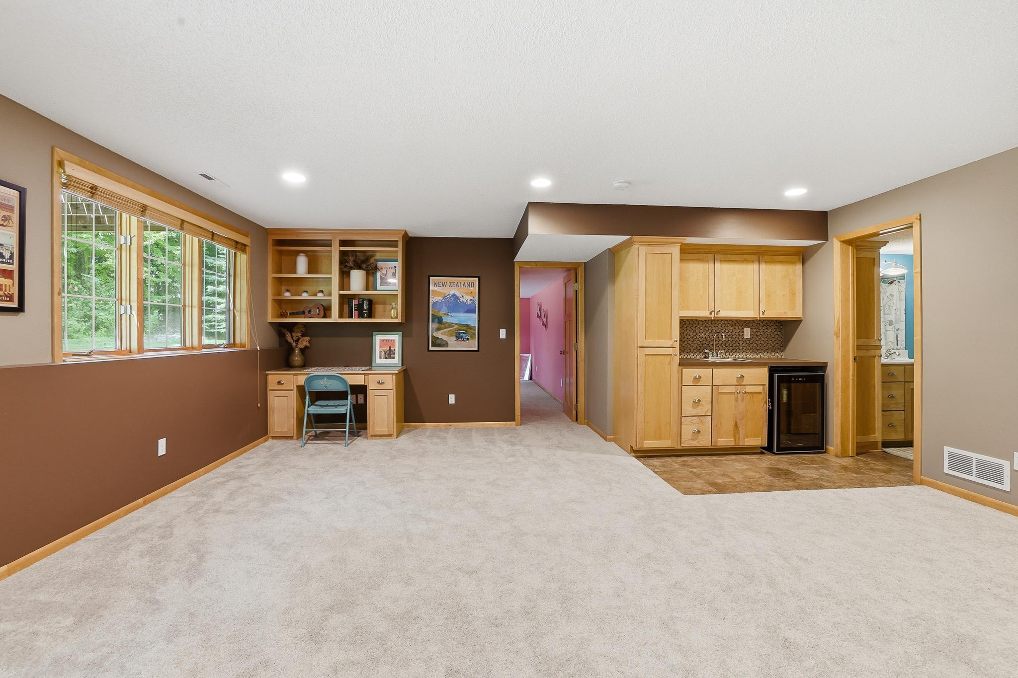 View of Residential at 2362 Fieldstone Curve, Woodbury MN 55129, Woodbury (32 of 41) - Mike Wilen | Minnesota Team Real Estate