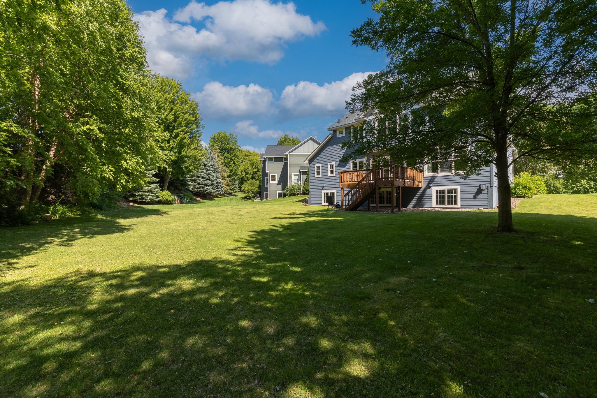View of Residential at 2362 Fieldstone Curve, Woodbury MN 55129, Woodbury (40 of 41) - Mike Wilen | Minnesota Team Real Estate