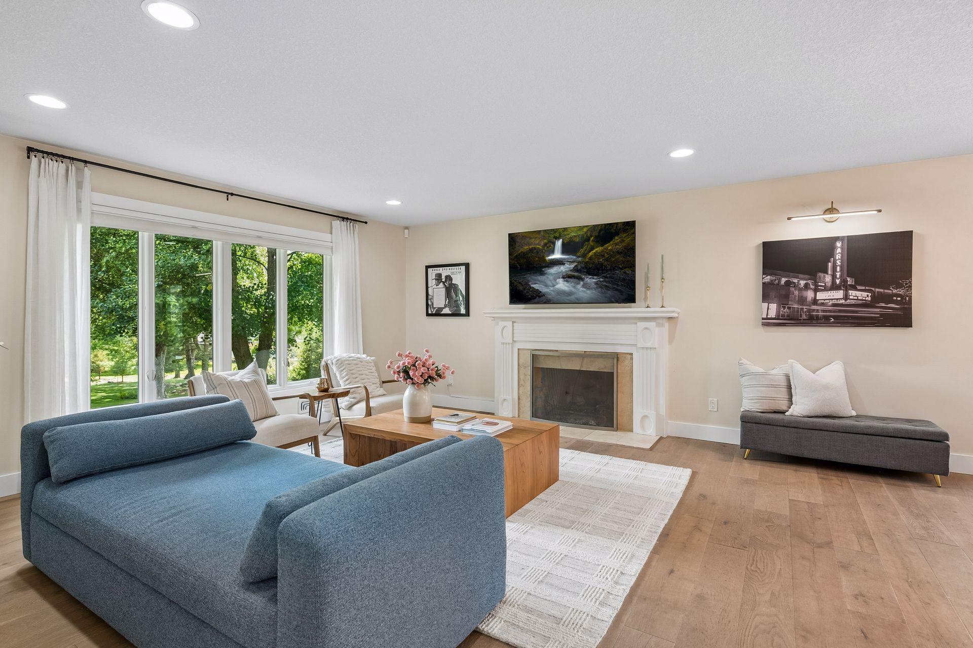 View of Residential at 7204 Glouchester Drive, Edina MN 55435, Edina (12 of 76) - Mike Wilen | Minnesota Team Real Estate
