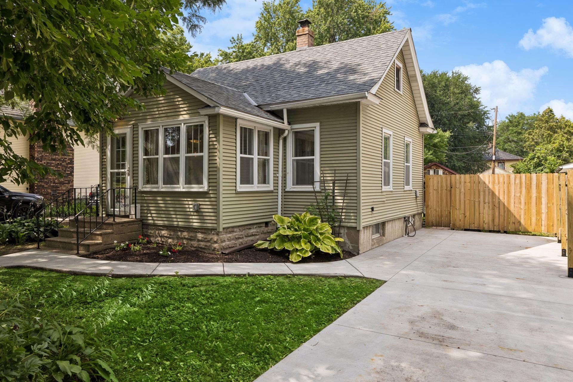 View of Residential at 299 Sidney Street, Saint Paul MN 55107, Saint Paul (2 of 40) - Mike Wilen | Minnesota Team Real Estate