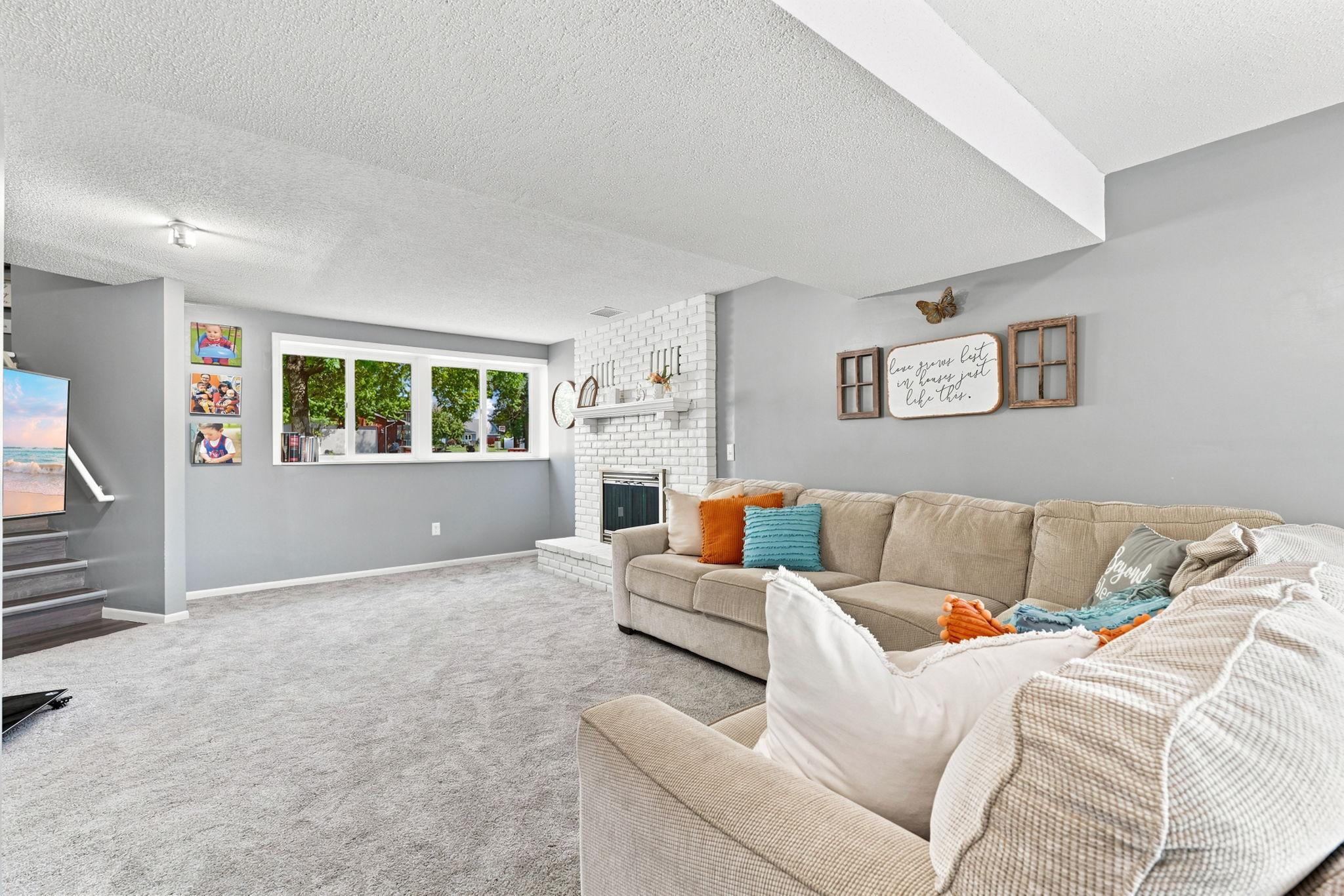 View of Residential at 2682 Guthrie Avenue, Oakdale MN 55128, Oakdale (22 of 43) - Mike Wilen | Minnesota Team Real Estate