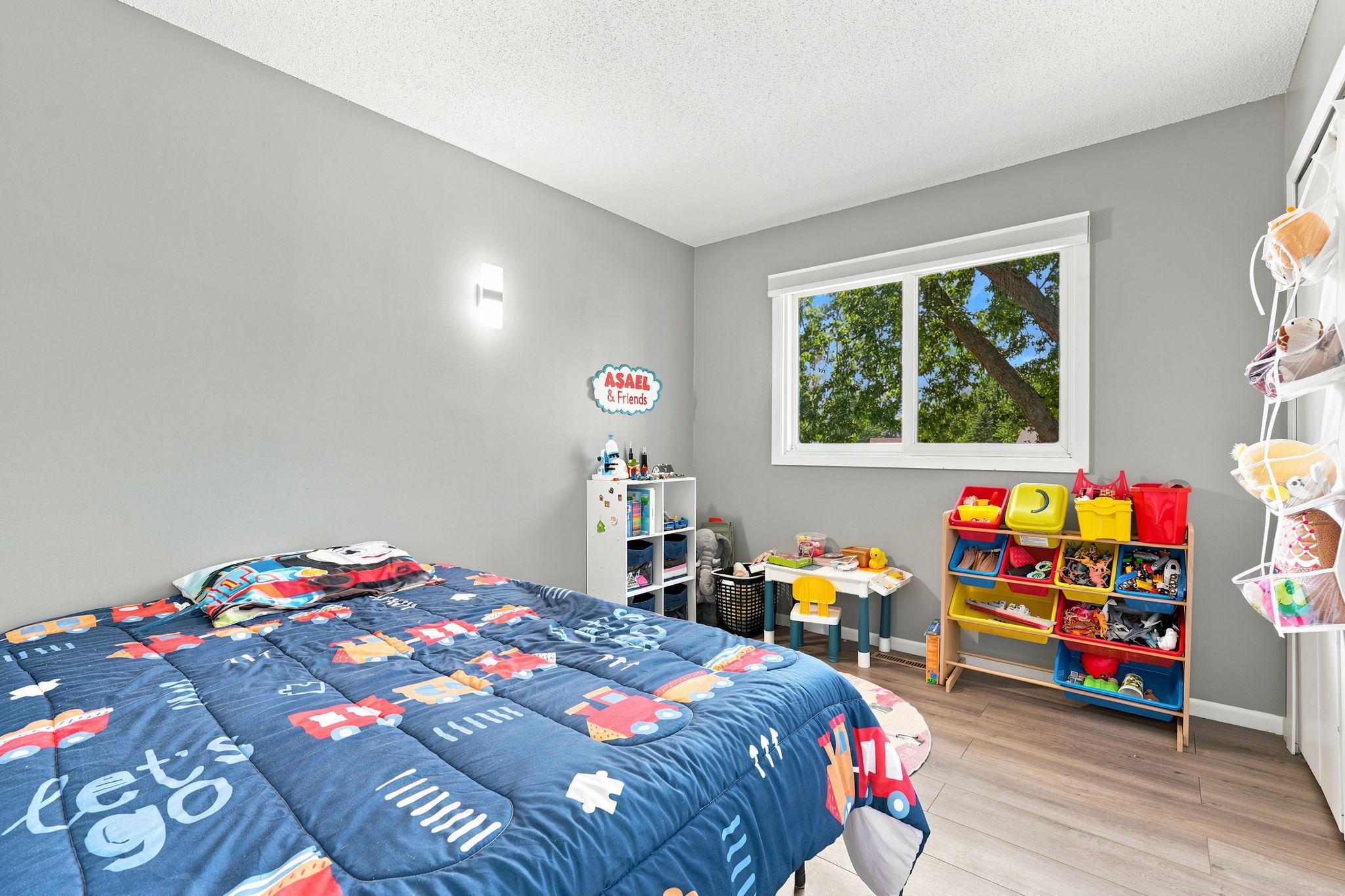 View of Residential at 2682 Guthrie Avenue, Oakdale MN 55128, Oakdale (15 of 43) - Mike Wilen | Minnesota Team Real Estate