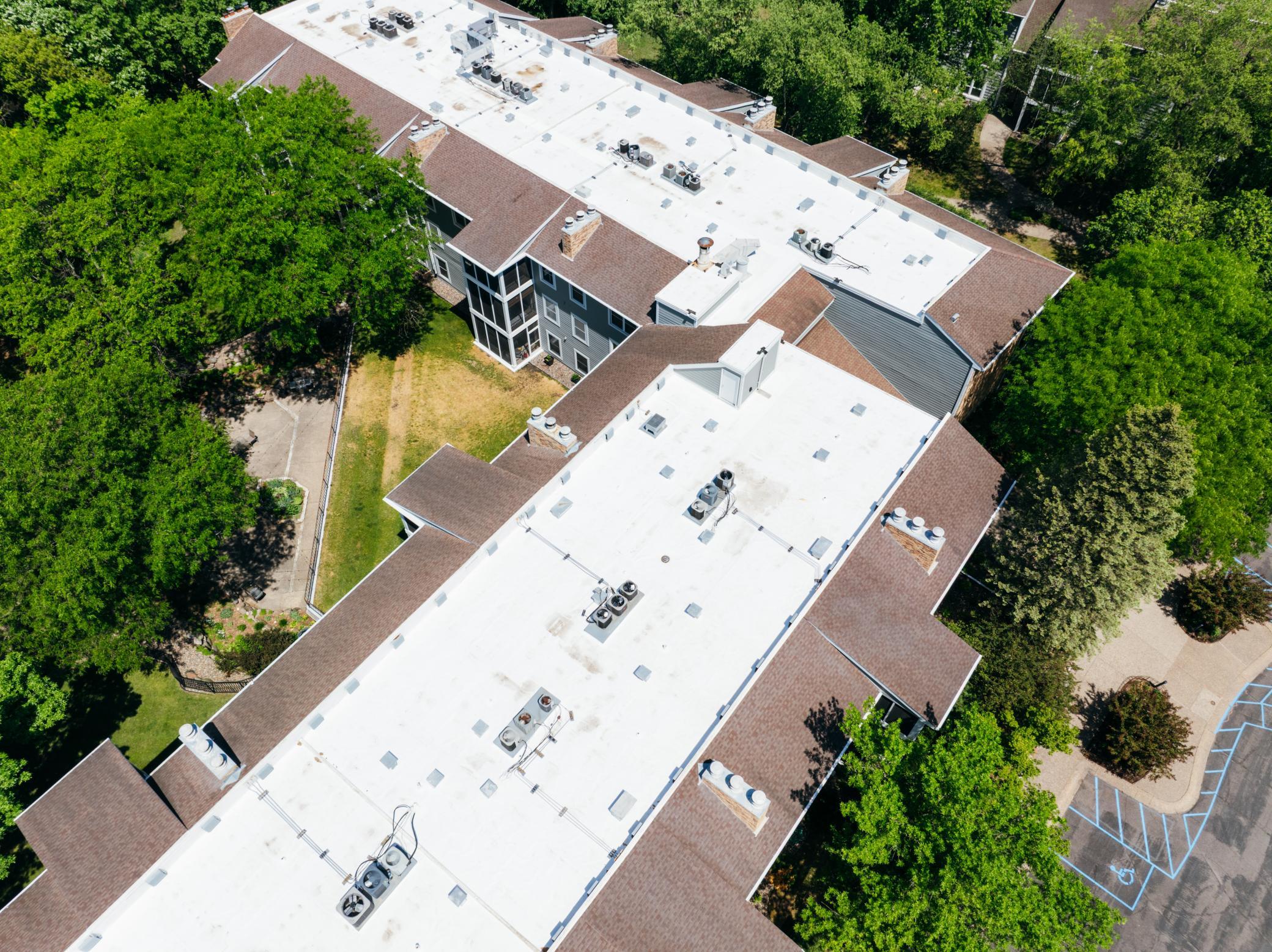 View of Residential at 3020 Saint Albans Mill Road #205, Hopkins MN 55305, Hopkins (41 of 42) - Mike Wilen | Minnesota Team Real Estate
