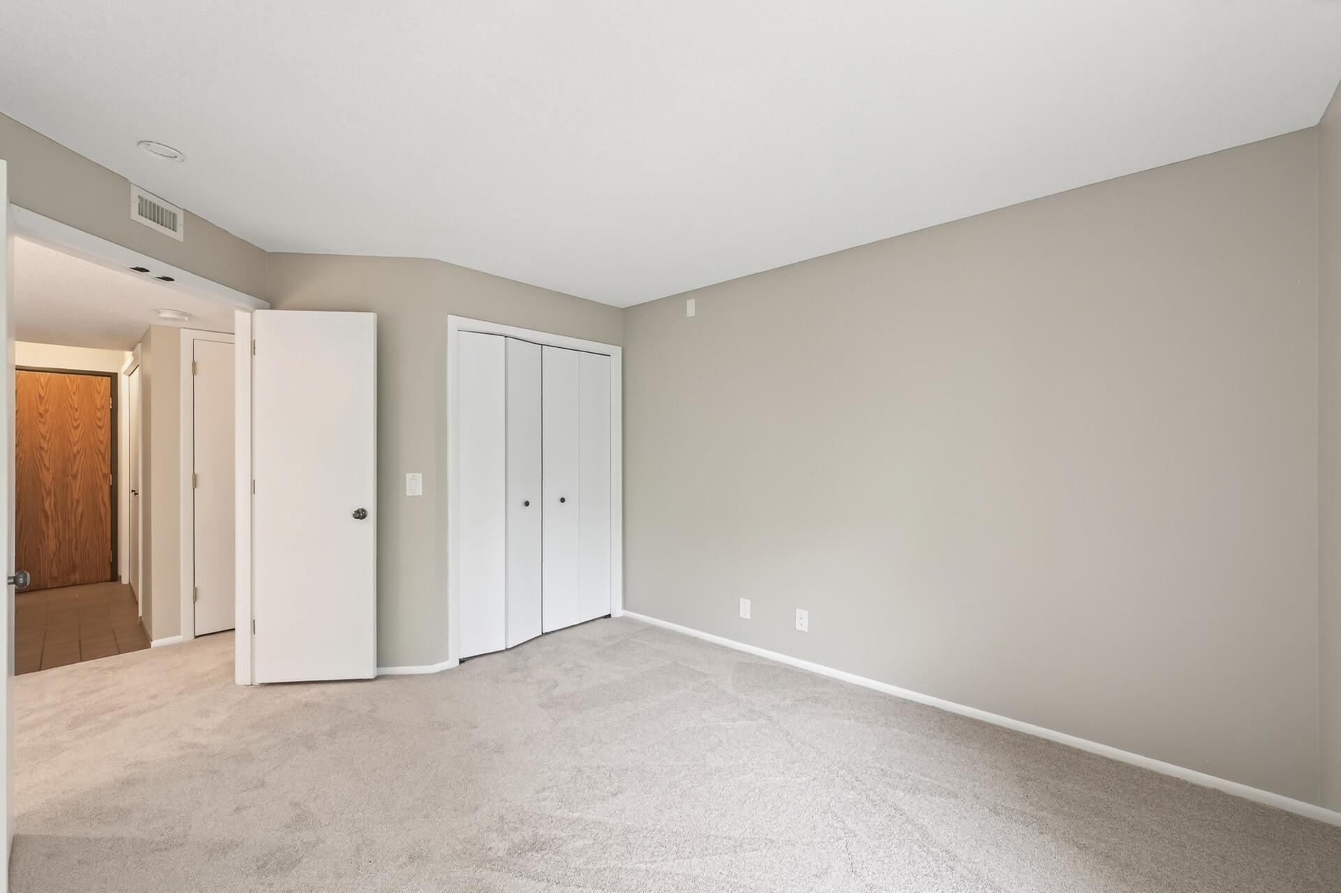 View of Residential at 3020 Saint Albans Mill Road #205, Hopkins MN 55305, Hopkins (14 of 42) - Mike Wilen | Minnesota Team Real Estate