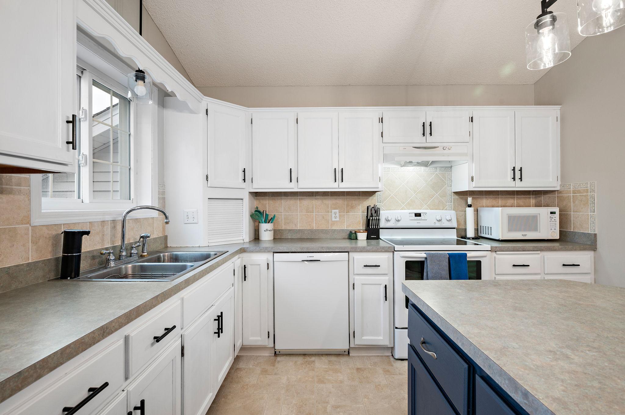 View of Residential at 10703 Karston Avenue, Albertville MN 55301, Albertville (5 of 34) - Mike Wilen | Minnesota Team Real Estate