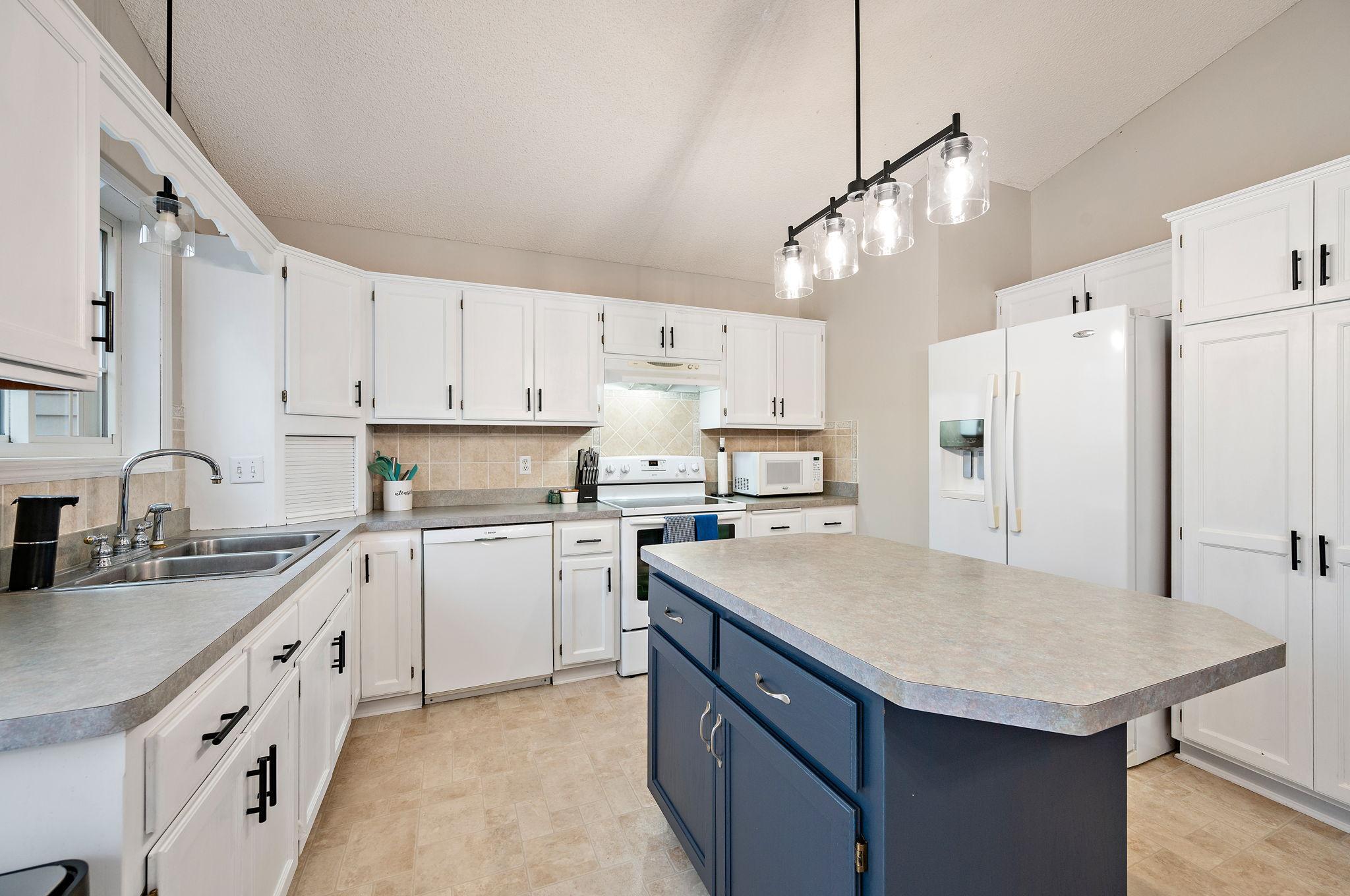 View of Residential at 10703 Karston Avenue, Albertville MN 55301, Albertville (4 of 34) - Mike Wilen | Minnesota Team Real Estate