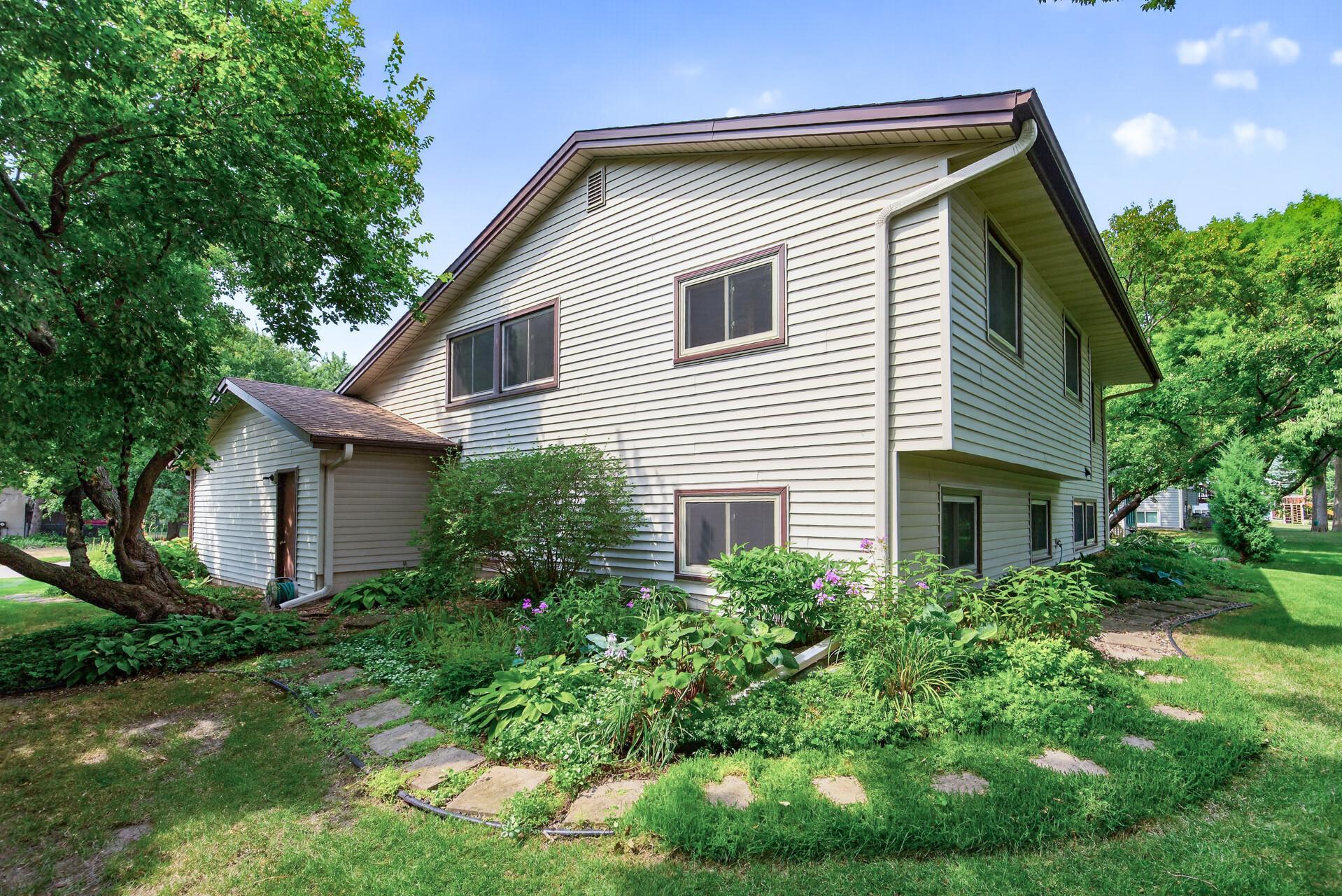 View of Residential at 1810 Howell Street, Falcon Heights MN 55113, Falcon Heights (8 of 86) - Mike Wilen | Minnesota Team Real Estate