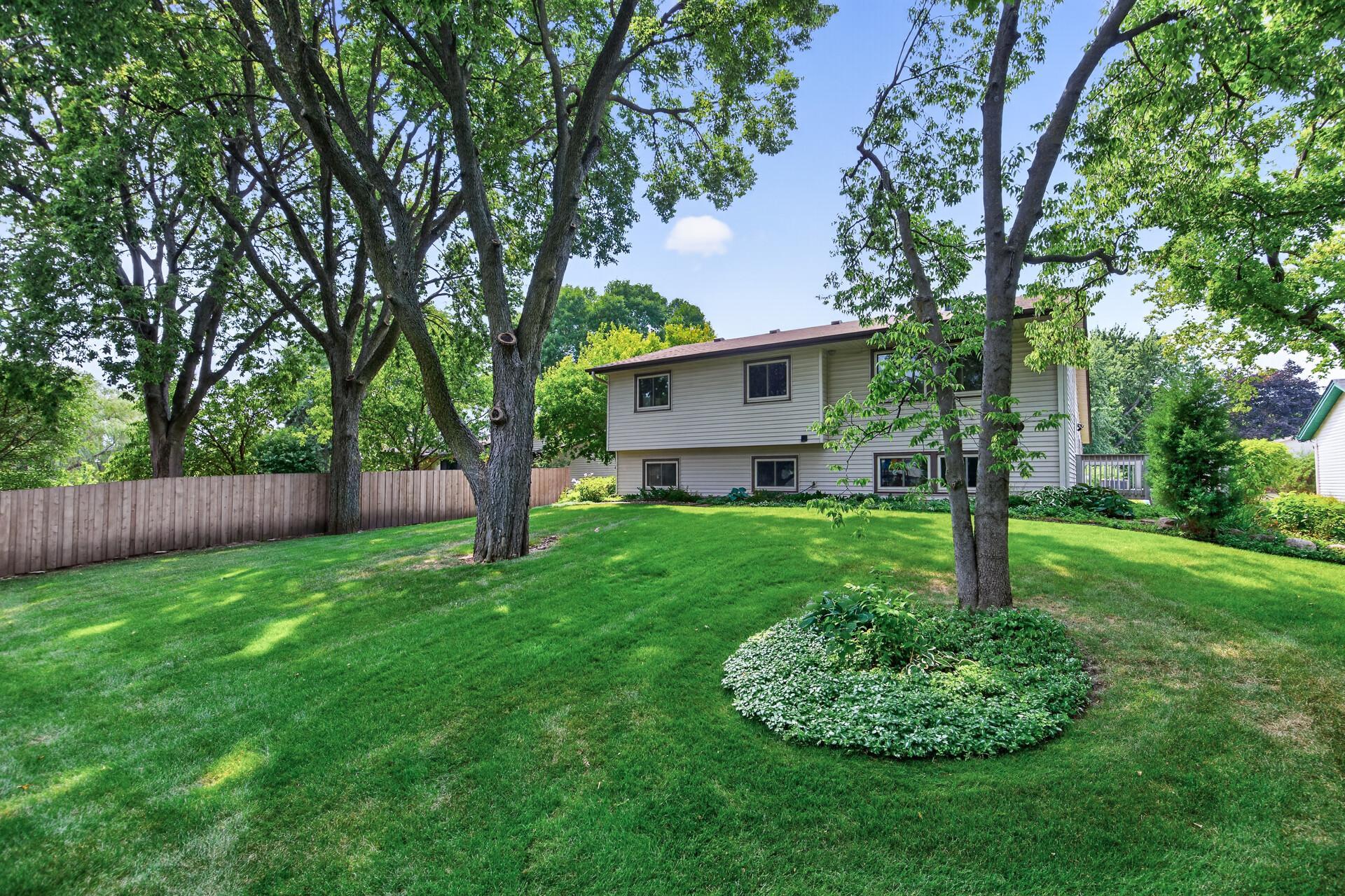 View of Residential at 1810 Howell Street, Falcon Heights MN 55113, Falcon Heights (81 of 86) - Mike Wilen | Minnesota Team Real Estate