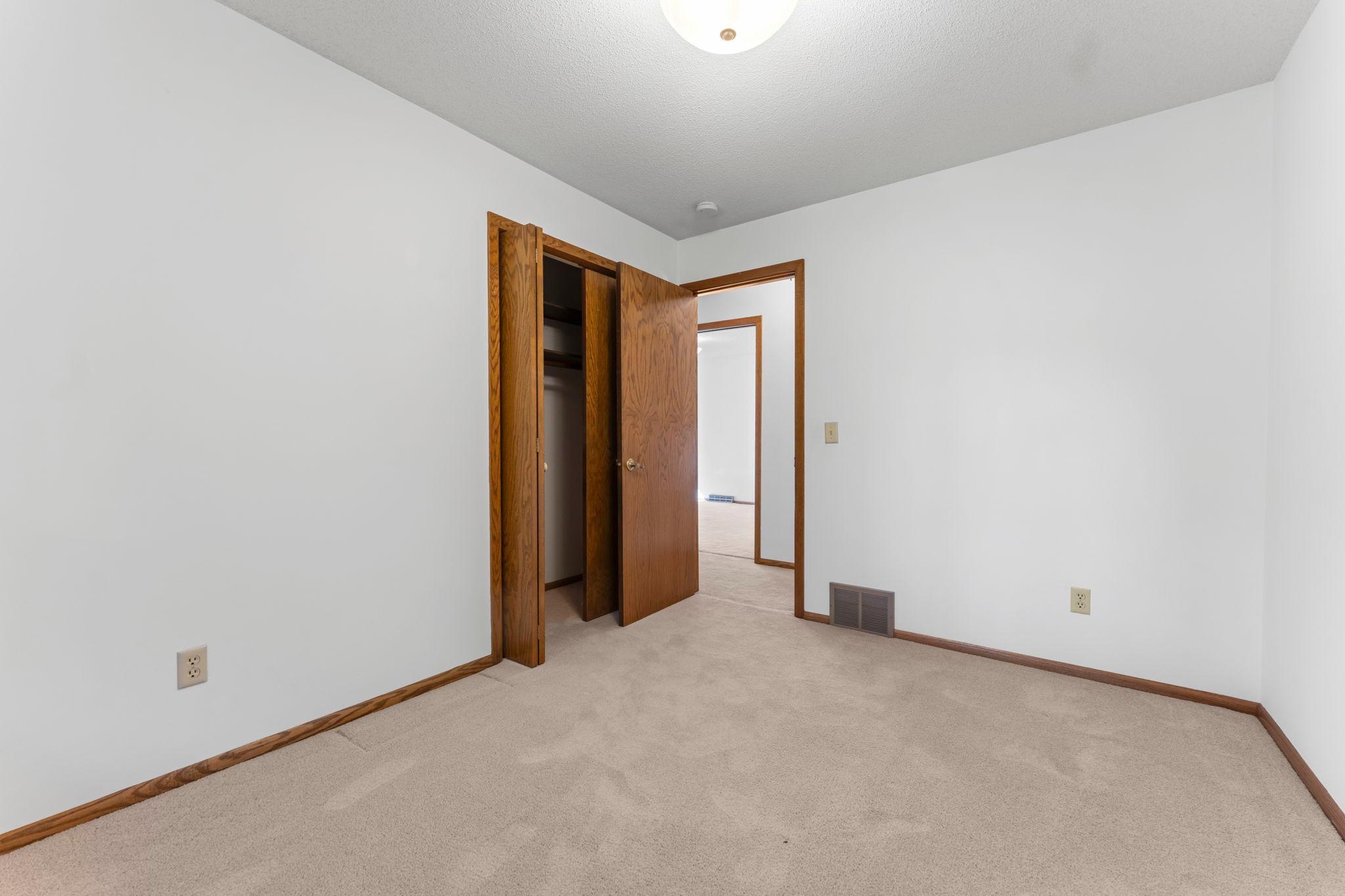 View of Residential at 1810 Howell Street, Falcon Heights MN 55113, Falcon Heights (50 of 86) - Mike Wilen | Minnesota Team Real Estate