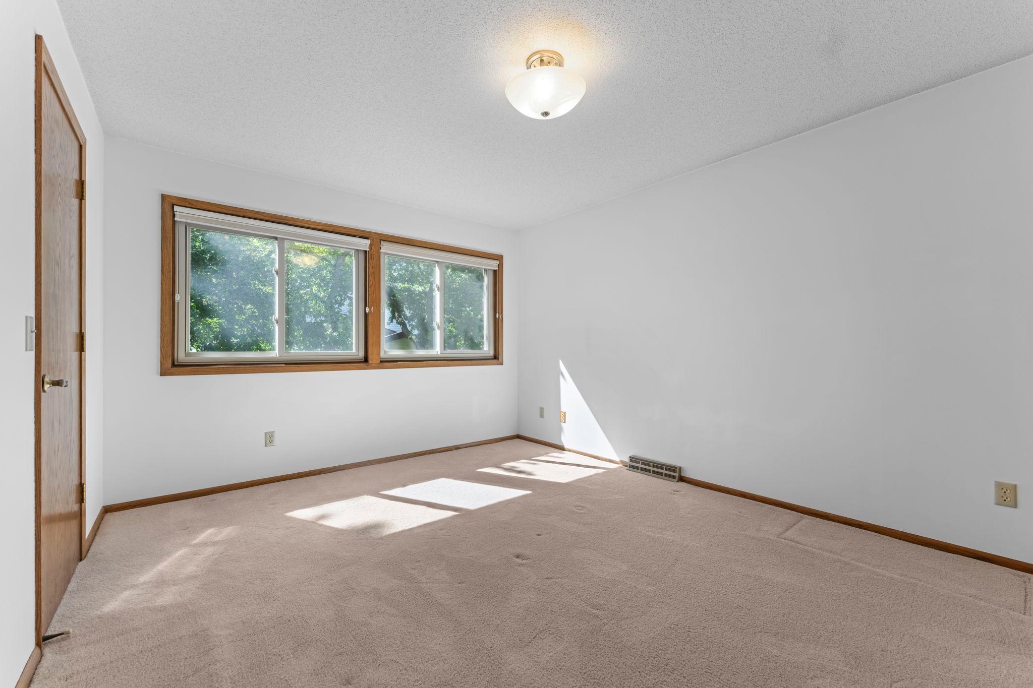 View of Residential at 1810 Howell Street, Falcon Heights MN 55113, Falcon Heights (38 of 86) - Mike Wilen | Minnesota Team Real Estate