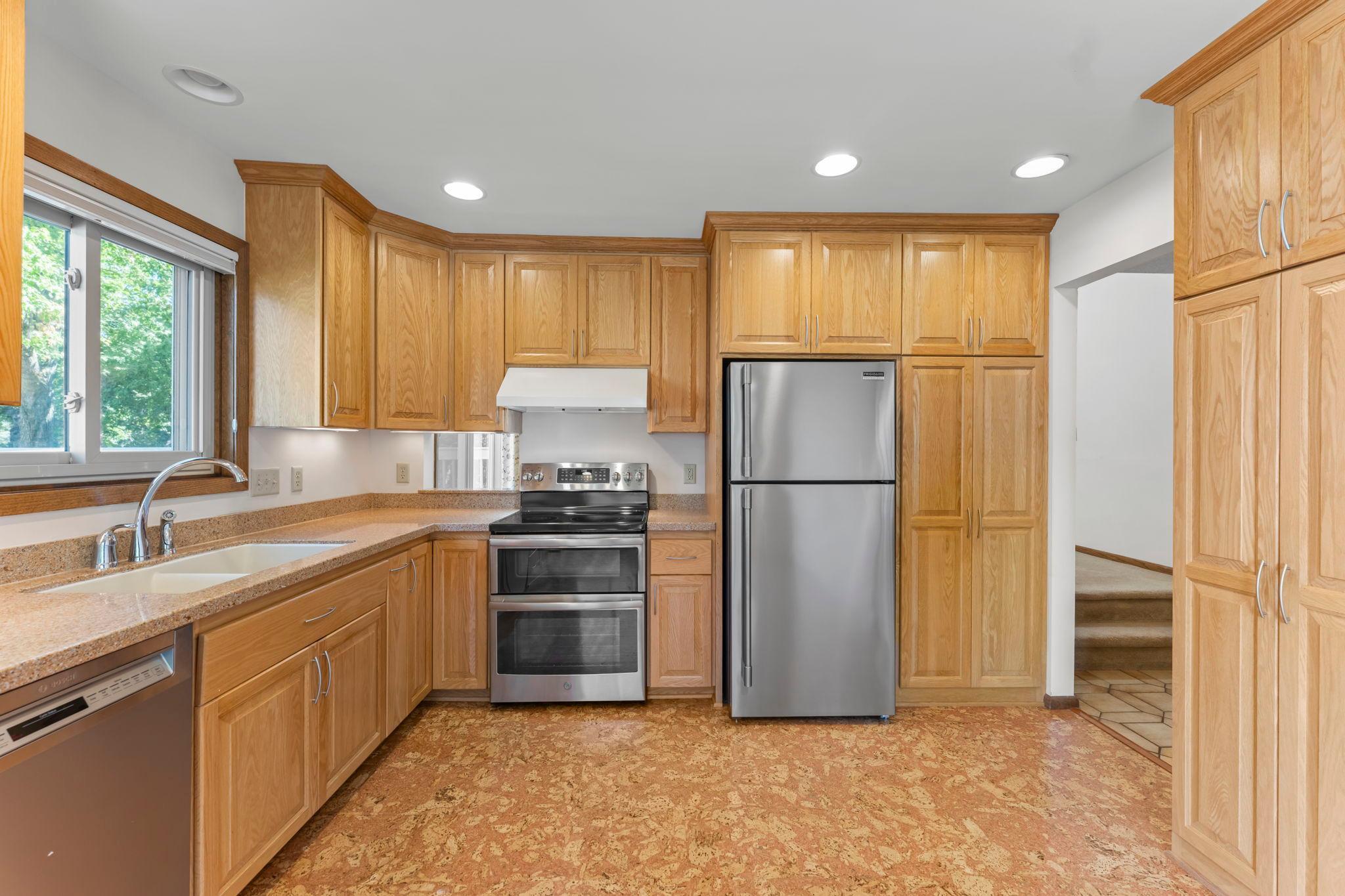 View of Residential at 1810 Howell Street, Falcon Heights MN 55113, Falcon Heights (34 of 86) - Mike Wilen | Minnesota Team Real Estate