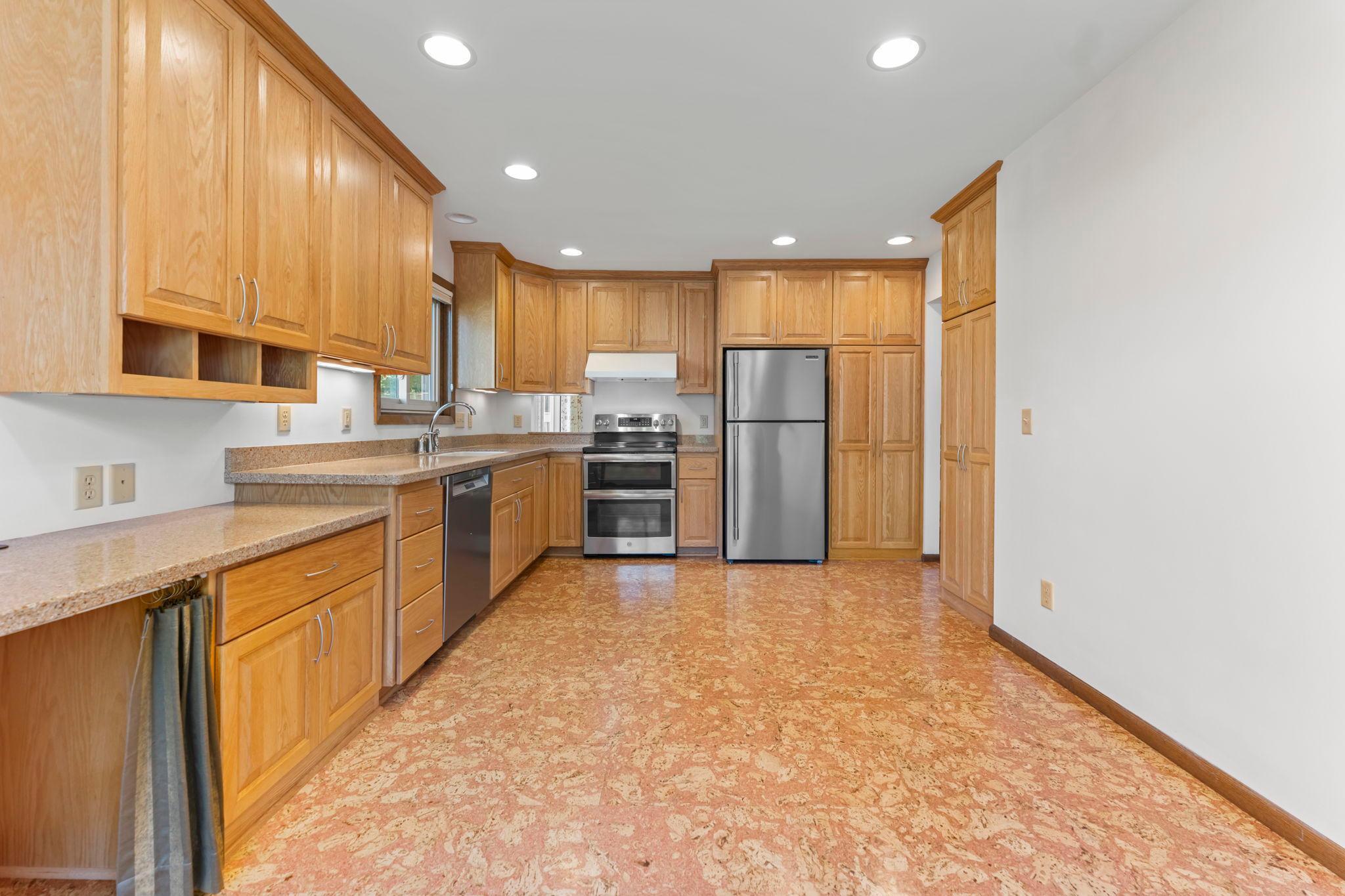 View of Residential at 1810 Howell Street, Falcon Heights MN 55113, Falcon Heights (32 of 86) - Mike Wilen | Minnesota Team Real Estate