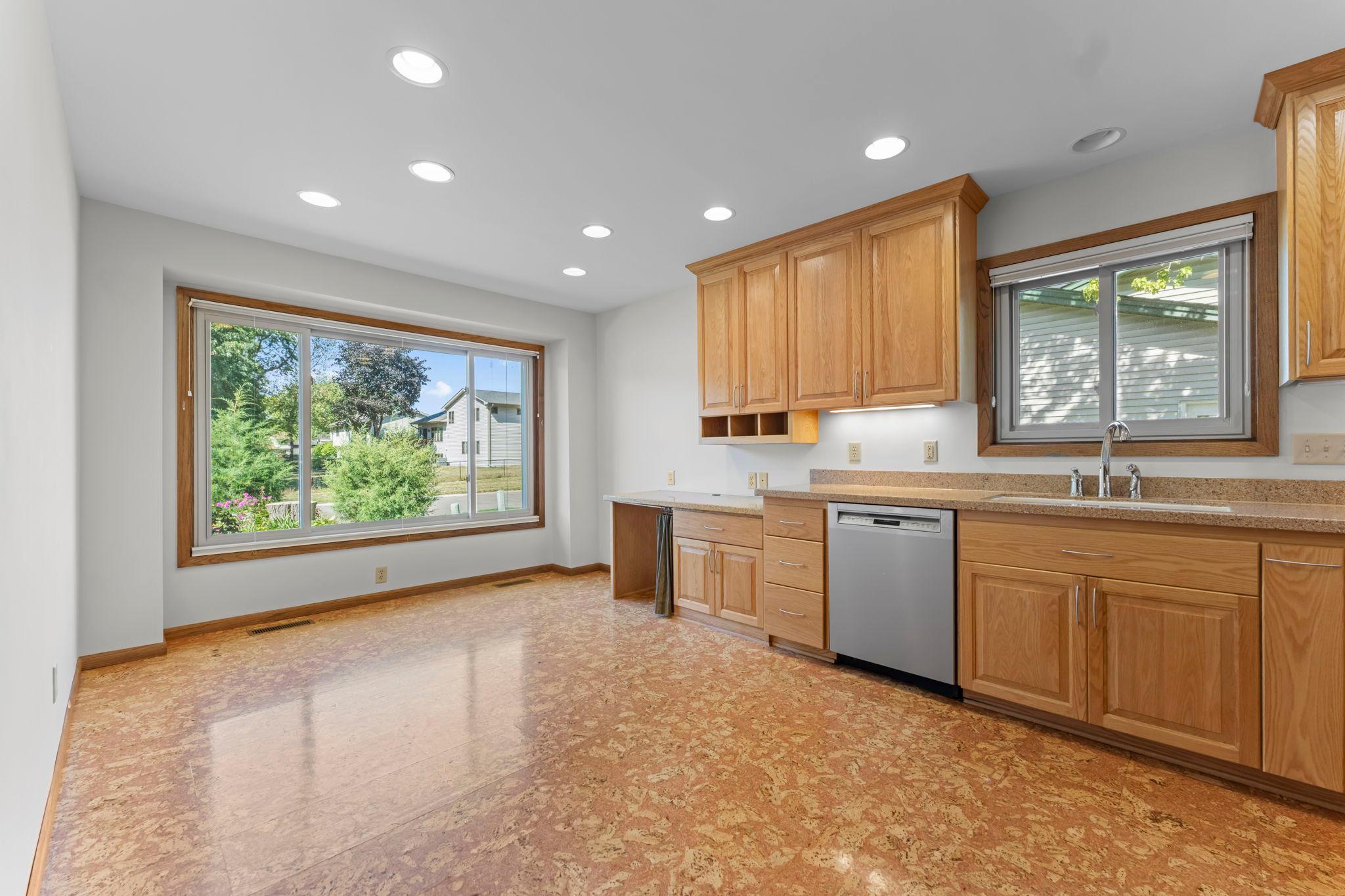View of Residential at 1810 Howell Street, Falcon Heights MN 55113, Falcon Heights (28 of 86) - Mike Wilen | Minnesota Team Real Estate
