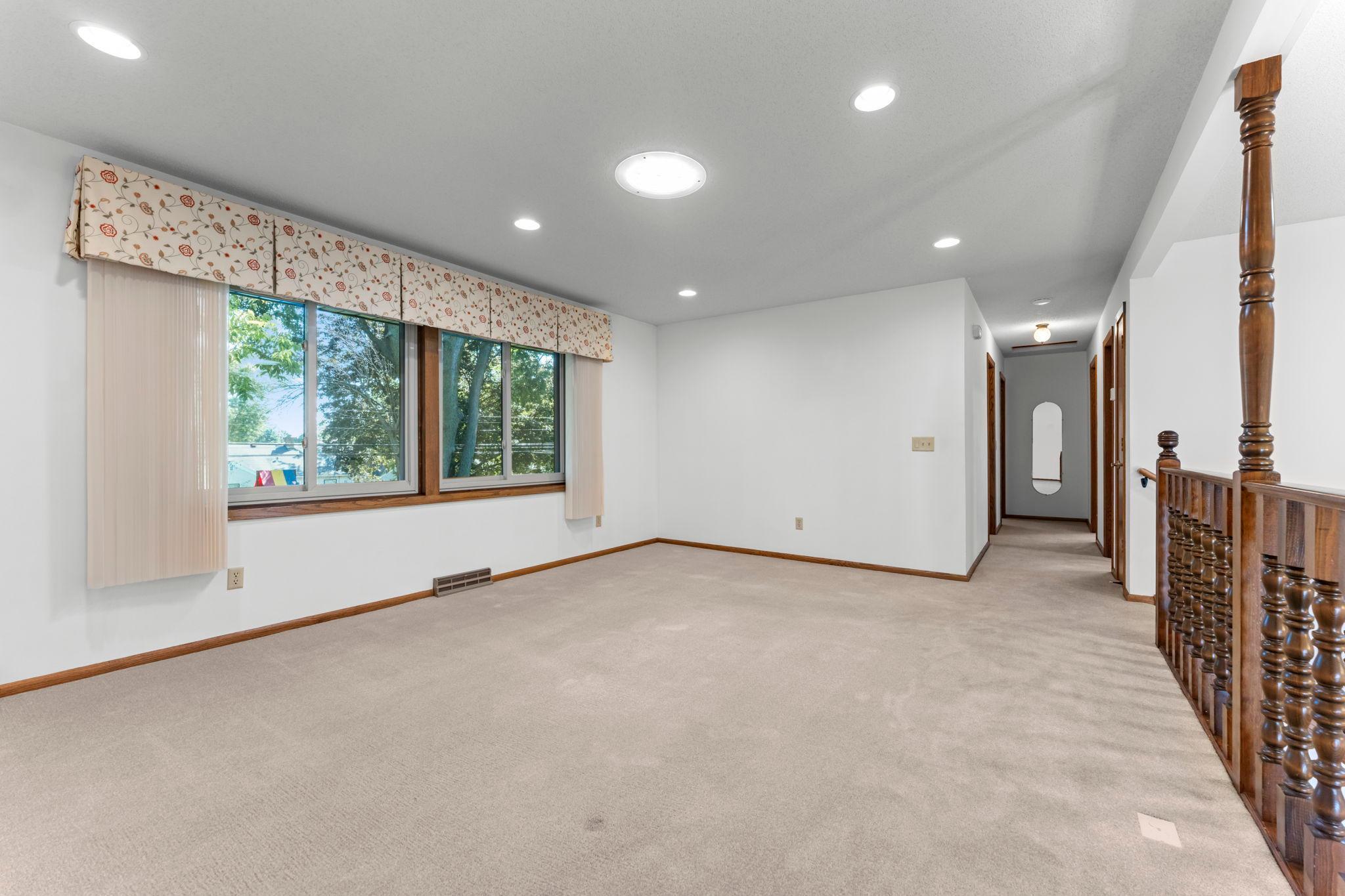 View of Residential at 1810 Howell Street, Falcon Heights MN 55113, Falcon Heights (25 of 86) - Mike Wilen | Minnesota Team Real Estate