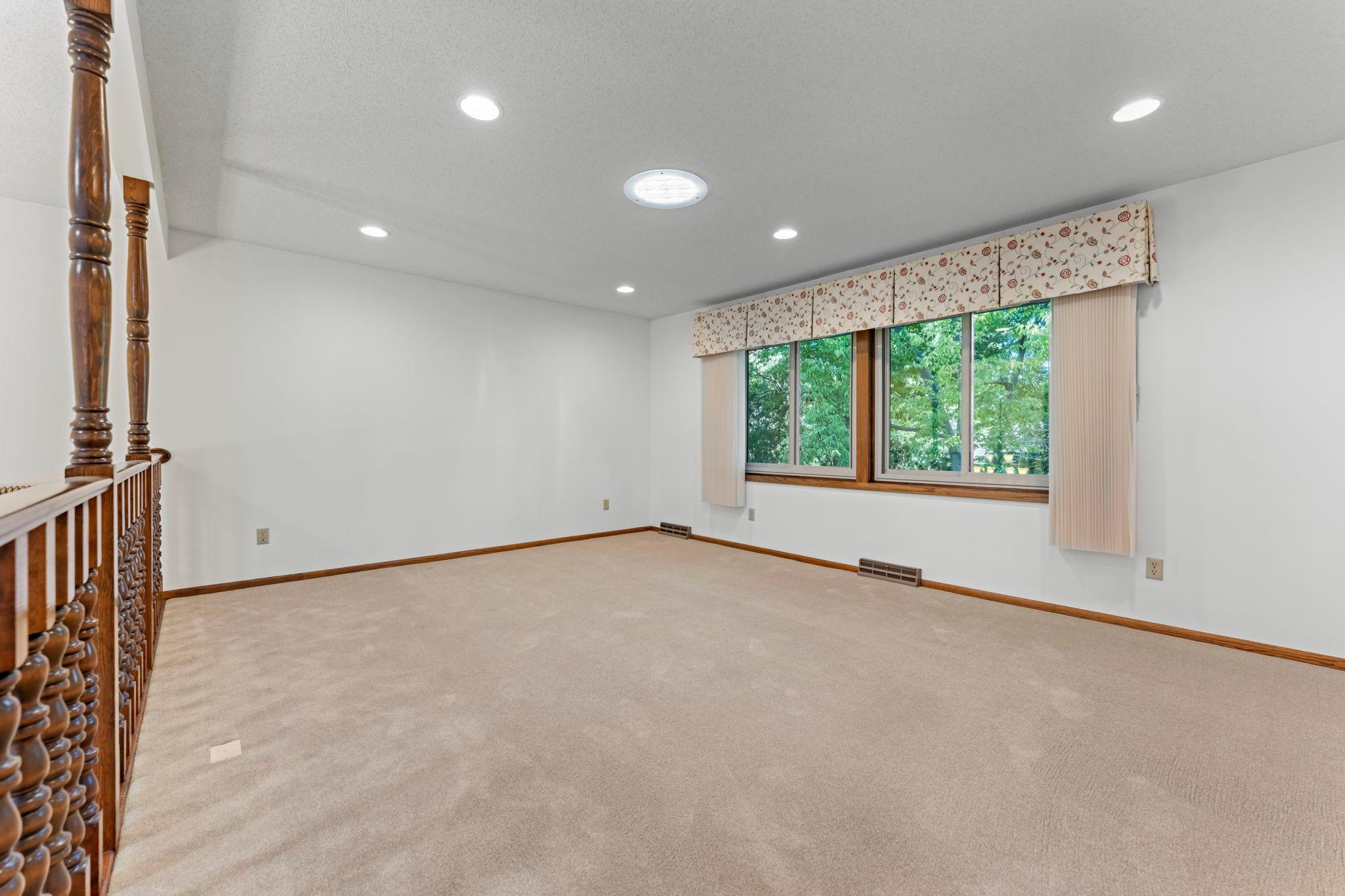 View of Residential at 1810 Howell Street, Falcon Heights MN 55113, Falcon Heights (19 of 86) - Mike Wilen | Minnesota Team Real Estate