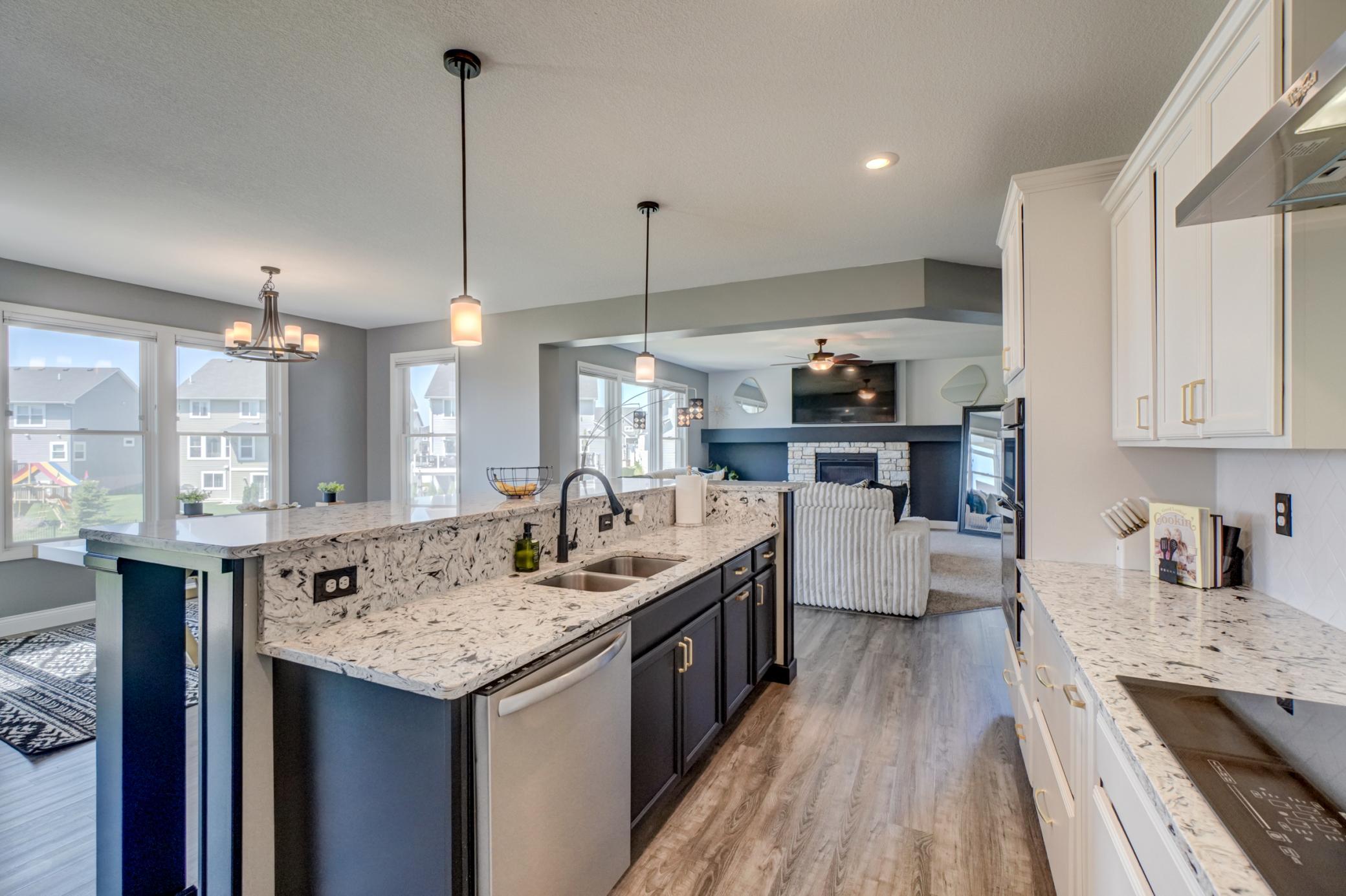 View of Residential at 5204 Porchlight Bay, Woodbury MN 55129, Woodbury (17 of 53) - Mike Wilen | Minnesota Team Real Estate