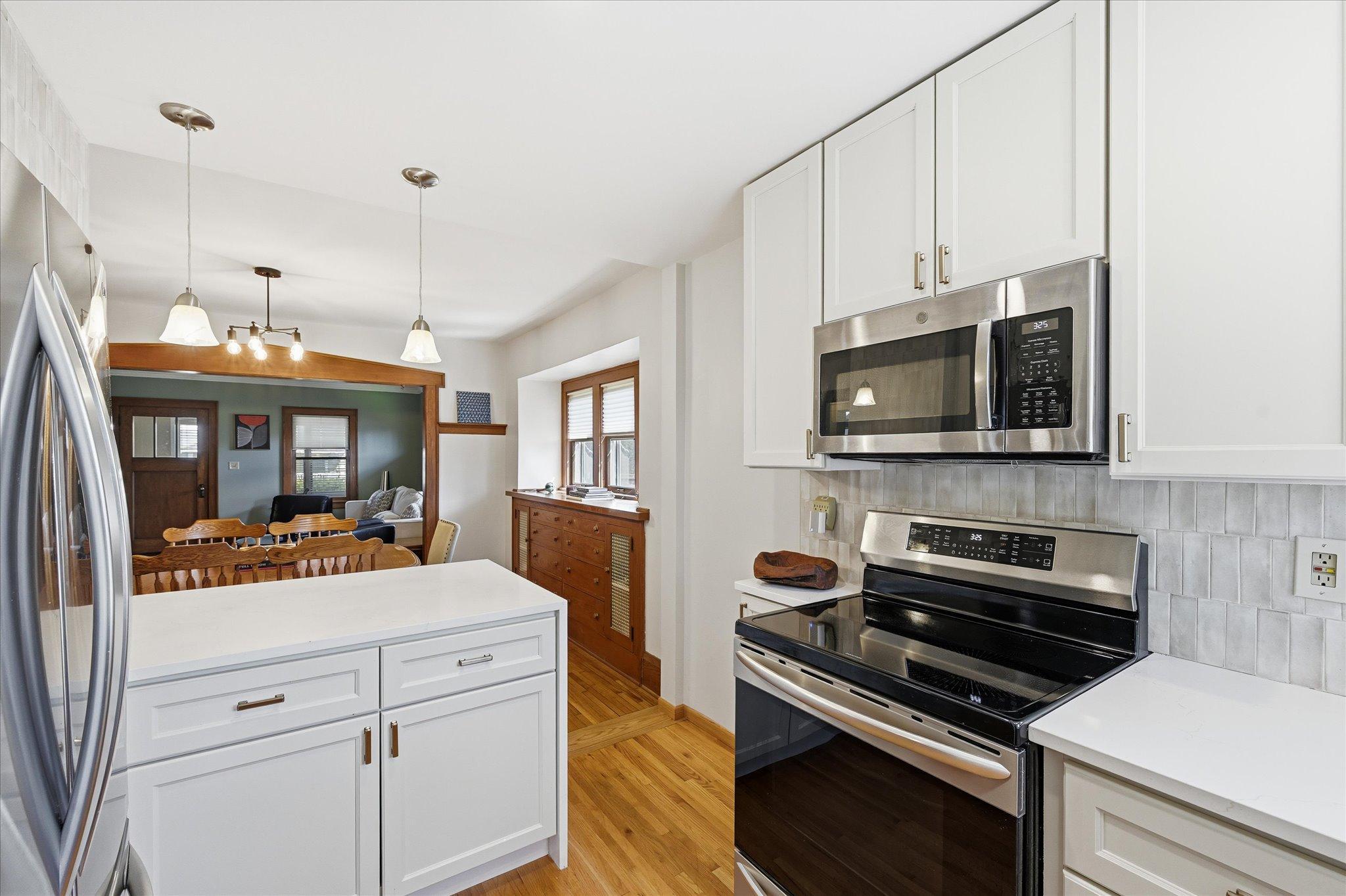 View of Residential at 2920 Princeton Avenue, Saint Louis Park MN 55416, Saint Louis Park (13 of 34) - Mike Wilen | Minnesota Team Real Estate