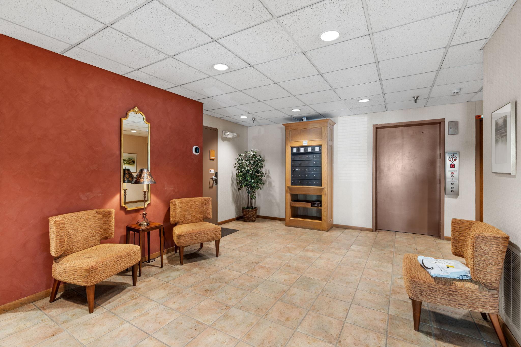 View of Residential at 4221 Upton Avenue #102, Minneapolis MN 55410, Minneapolis (27 of 29) - Mike Wilen | Minnesota Team Real Estate