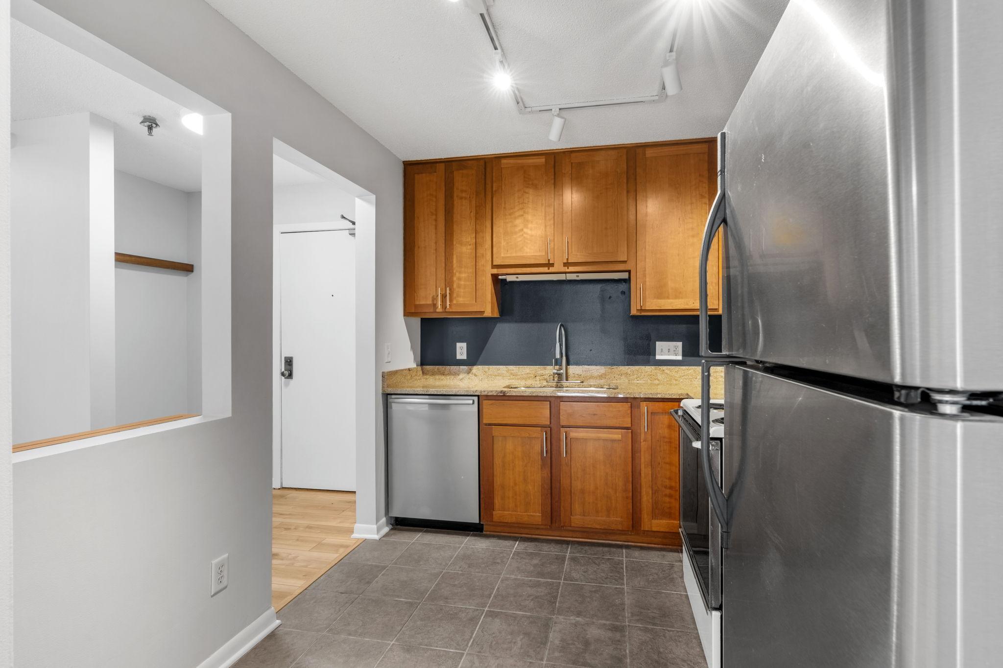 View of Residential at 4221 Upton Avenue #102, Minneapolis MN 55410, Minneapolis (16 of 29) - Mike Wilen | Minnesota Team Real Estate
