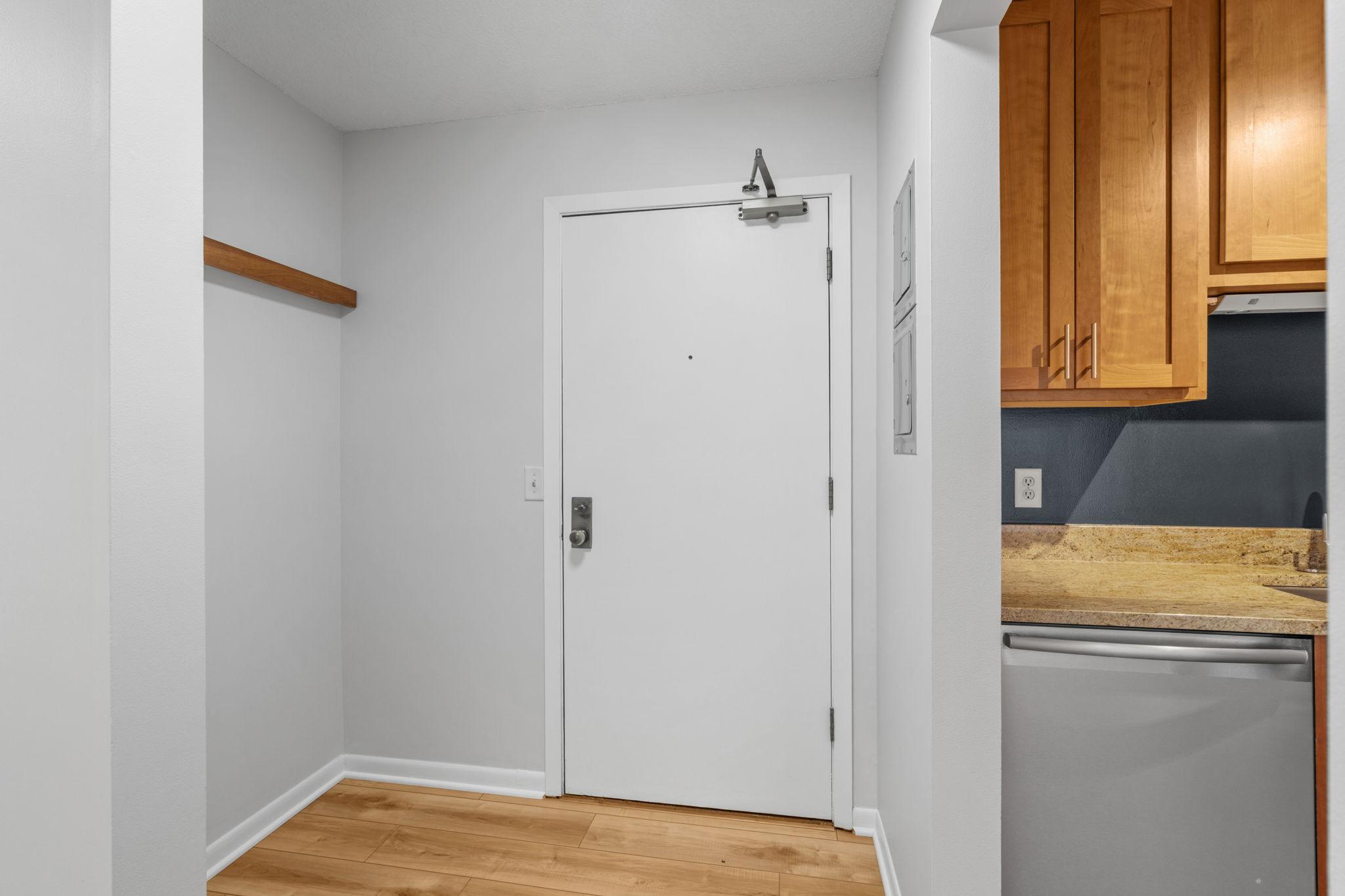 View of Residential at 4221 Upton Avenue #102, Minneapolis MN 55410, Minneapolis (17 of 29) - Mike Wilen | Minnesota Team Real Estate