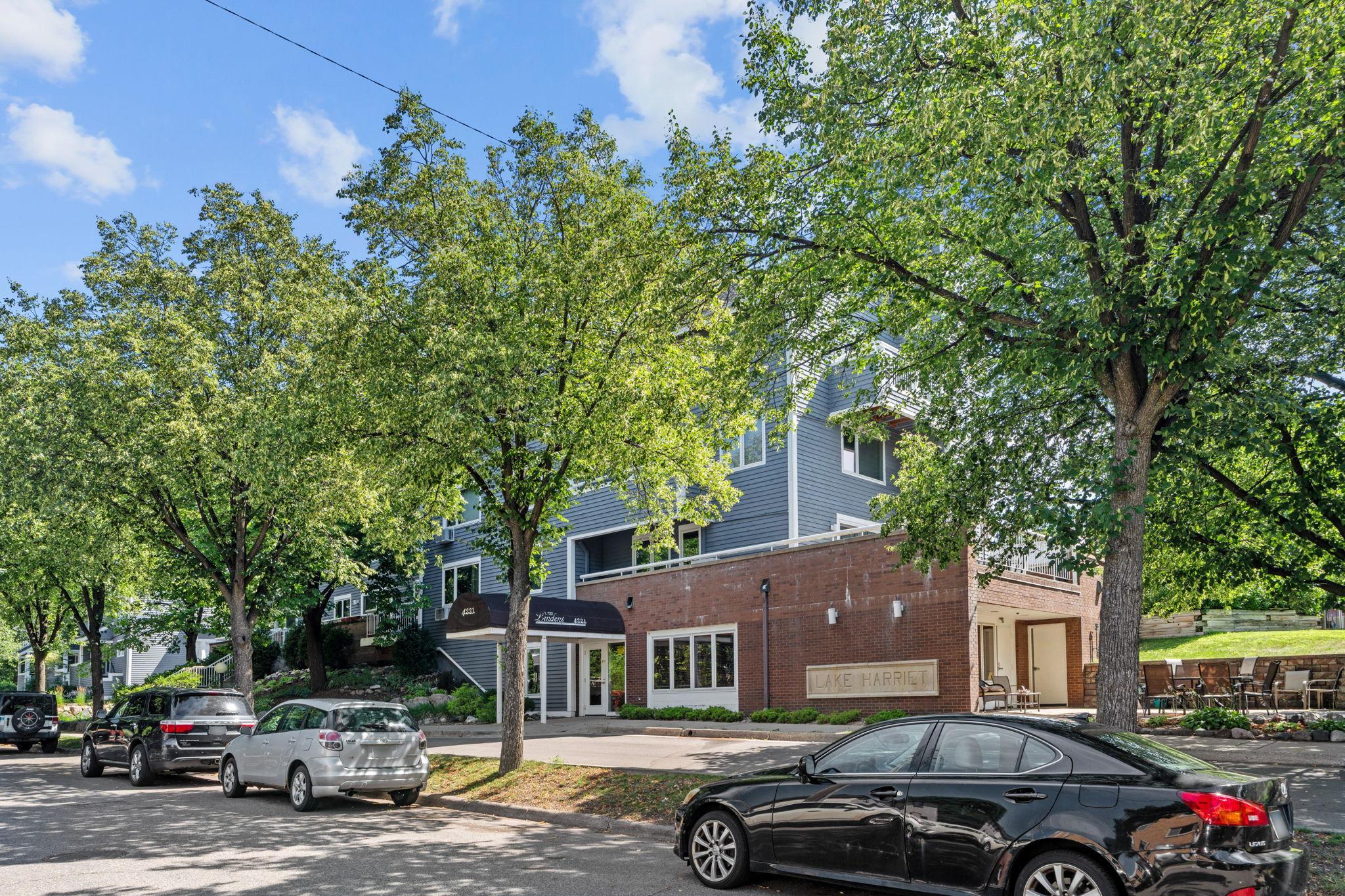 View of Residential at 4221 Upton Avenue #102, Minneapolis MN 55410, Minneapolis (25 of 29) - Mike Wilen | Minnesota Team Real Estate