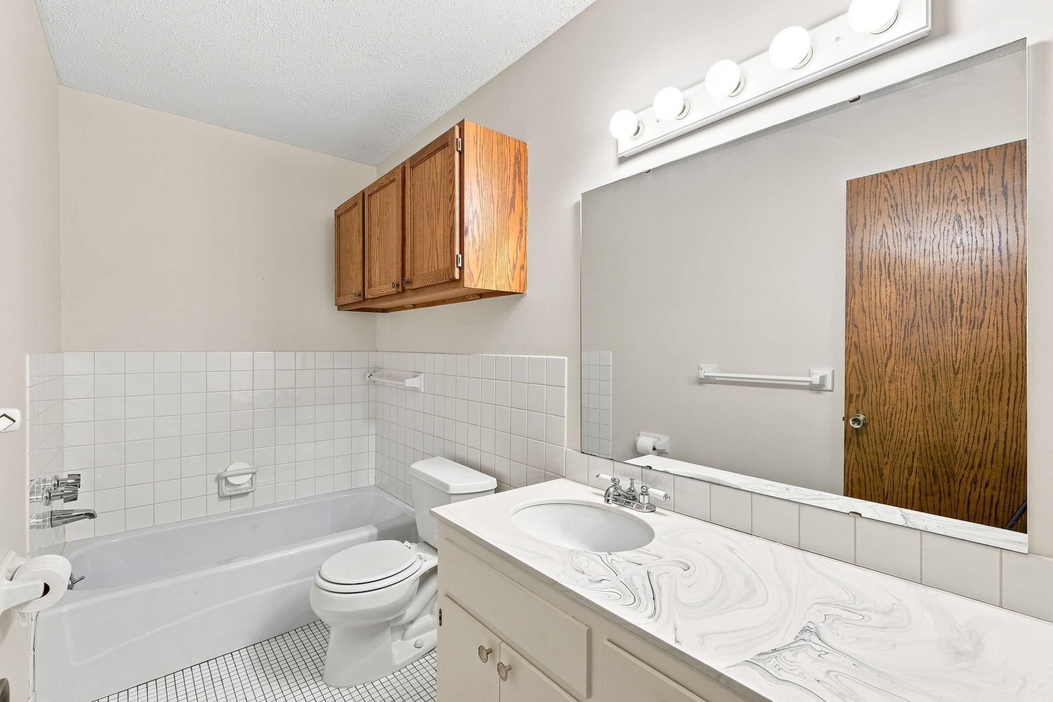 View of Residential at 12600 Parkwood Drive #308, Burnsville MN 55337, Burnsville (27 of 34) - Mike Wilen | Minnesota Team Real Estate