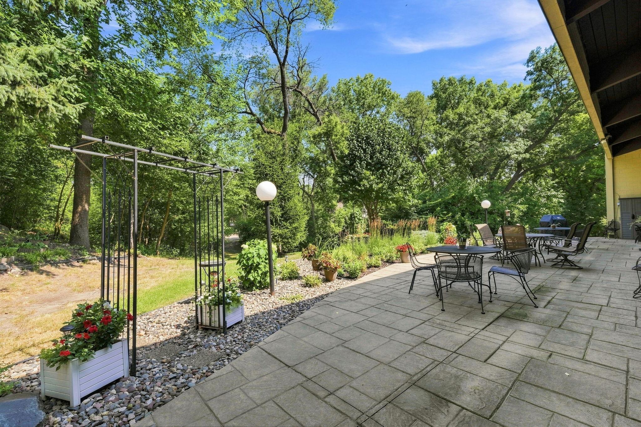 View of Residential at 12600 Parkwood Drive #308, Burnsville MN 55337, Burnsville (12 of 34) - Mike Wilen | Minnesota Team Real Estate