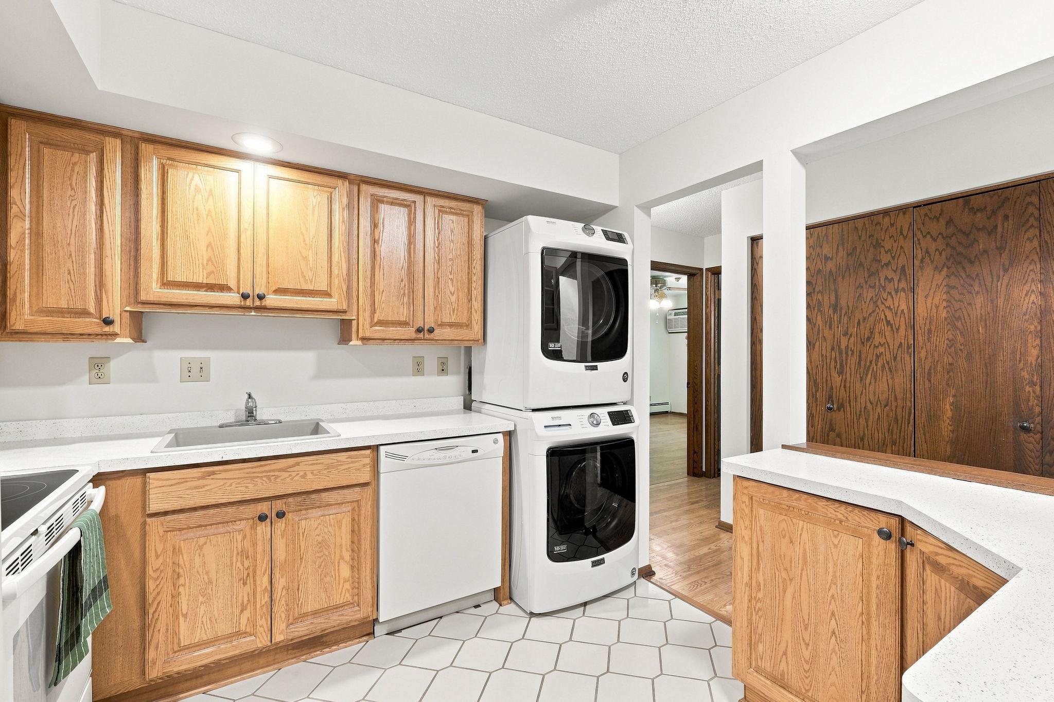 View of Residential at 12600 Parkwood Drive #308, Burnsville MN 55337, Burnsville (8 of 34) - Mike Wilen | Minnesota Team Real Estate