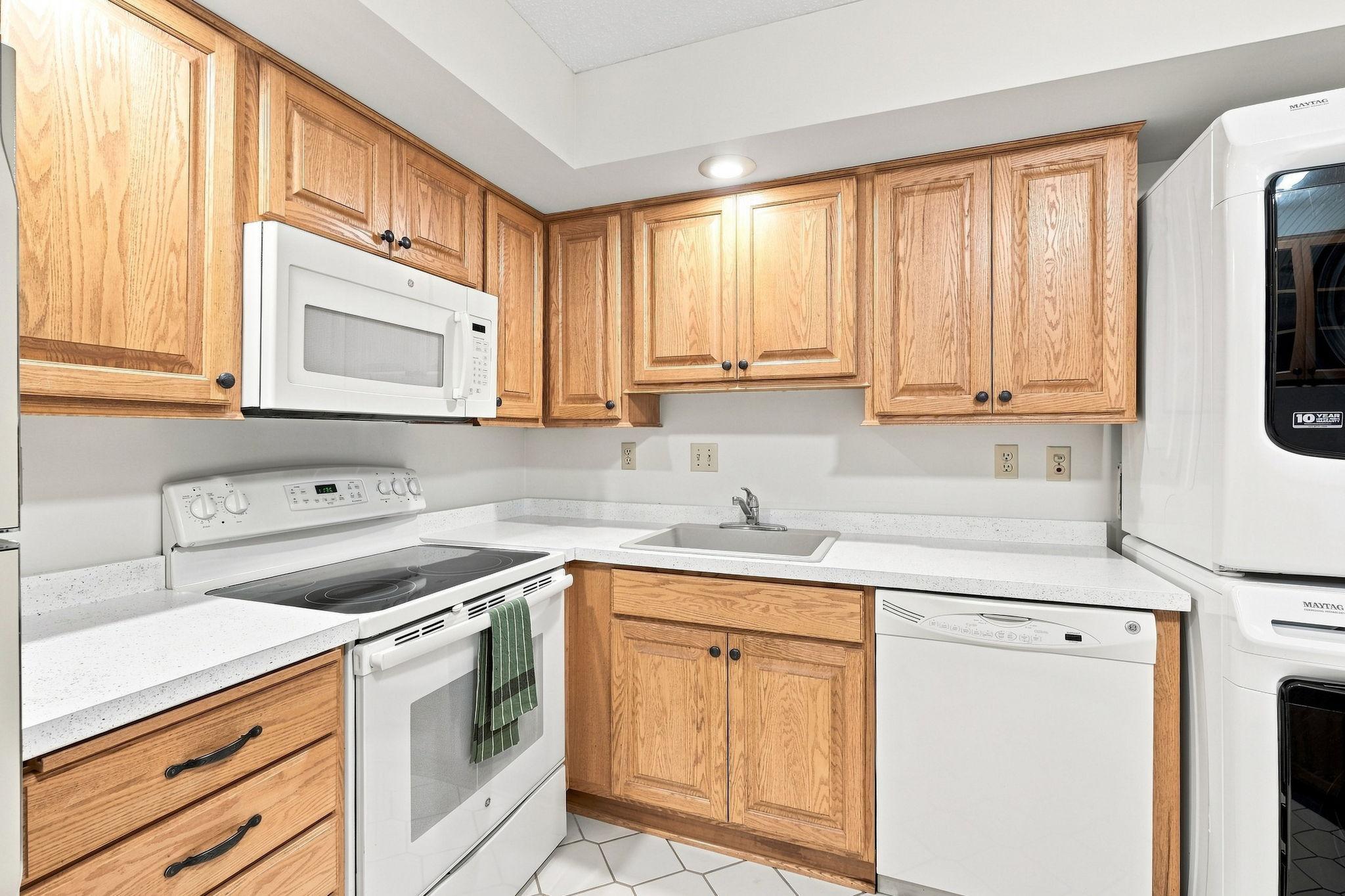 View of Residential at 12600 Parkwood Drive #308, Burnsville MN 55337, Burnsville (5 of 34) - Mike Wilen | Minnesota Team Real Estate