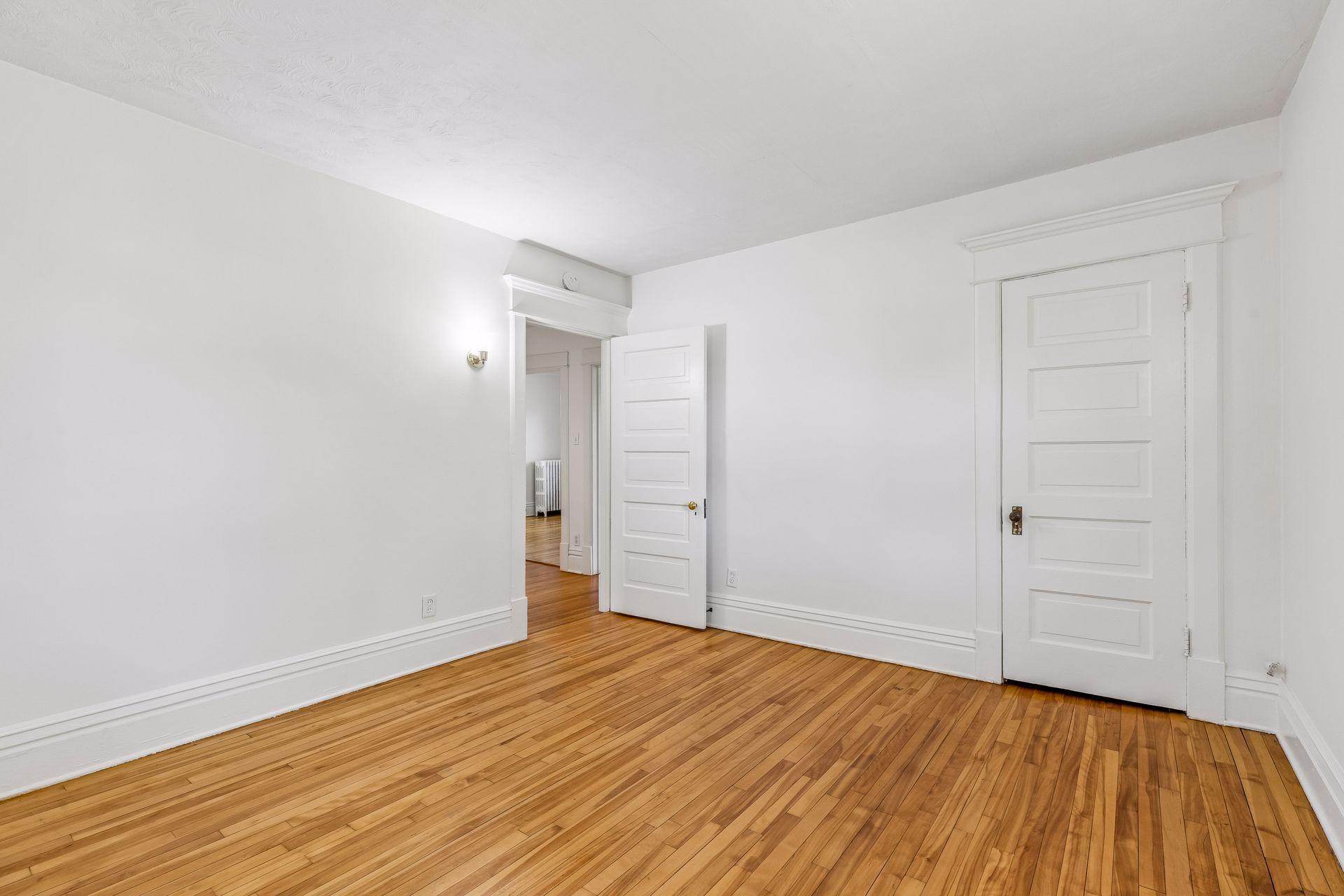 View of Residential at 1817 Dayton Avenue, Saint Paul MN 55104, Saint Paul (26 of 51) - Mike Wilen | Minnesota Team Real Estate