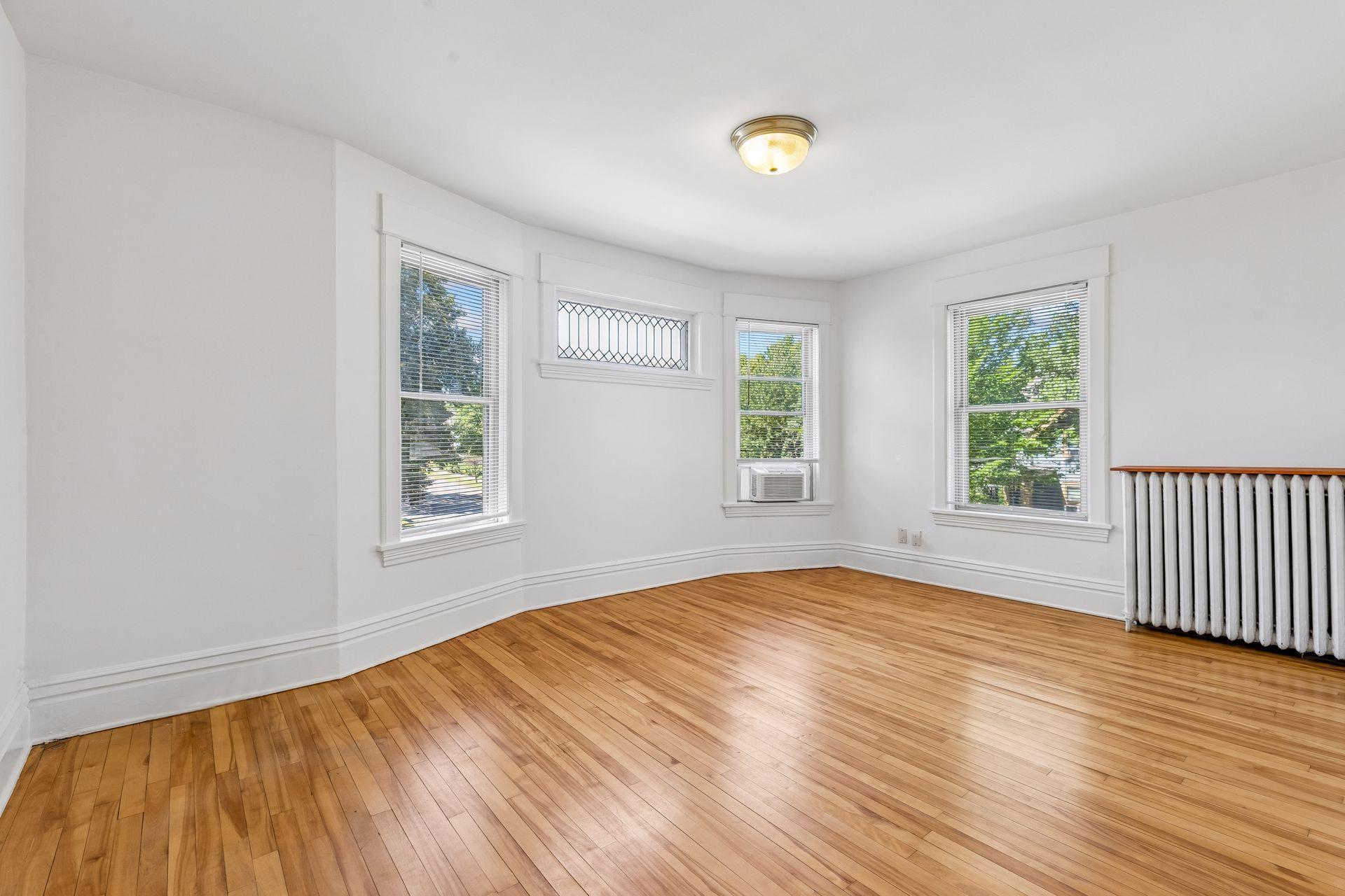 View of Residential at 1817 Dayton Avenue, Saint Paul MN 55104, Saint Paul (22 of 51) - Mike Wilen | Minnesota Team Real Estate