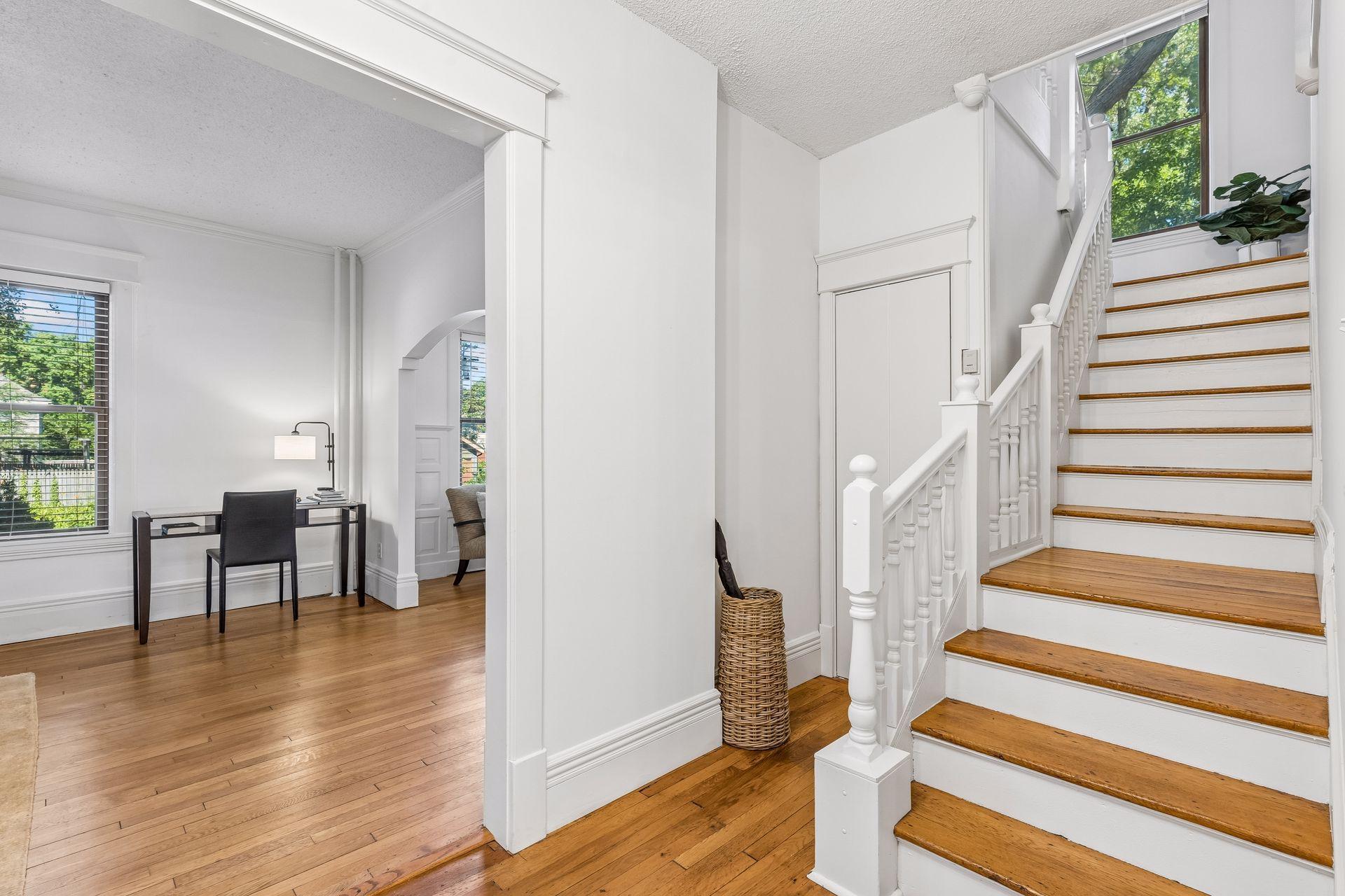 View of Residential at 1817 Dayton Avenue, Saint Paul MN 55104, Saint Paul (18 of 51) - Mike Wilen | Minnesota Team Real Estate