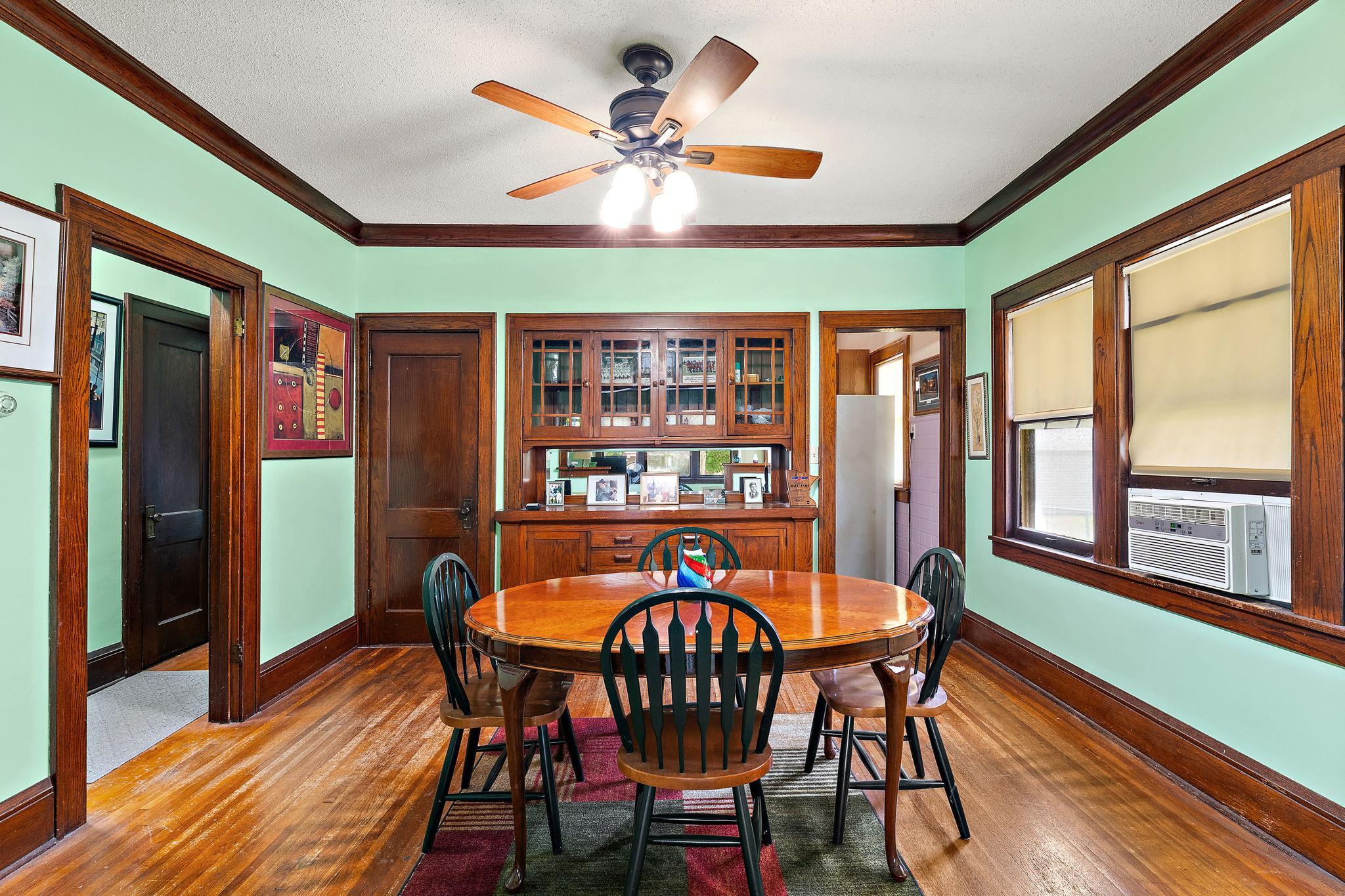 View of Residential at 3010 James Avenue, Minneapolis MN 55411, Minneapolis (5 of 25) - Mike Wilen | Minnesota Team Real Estate