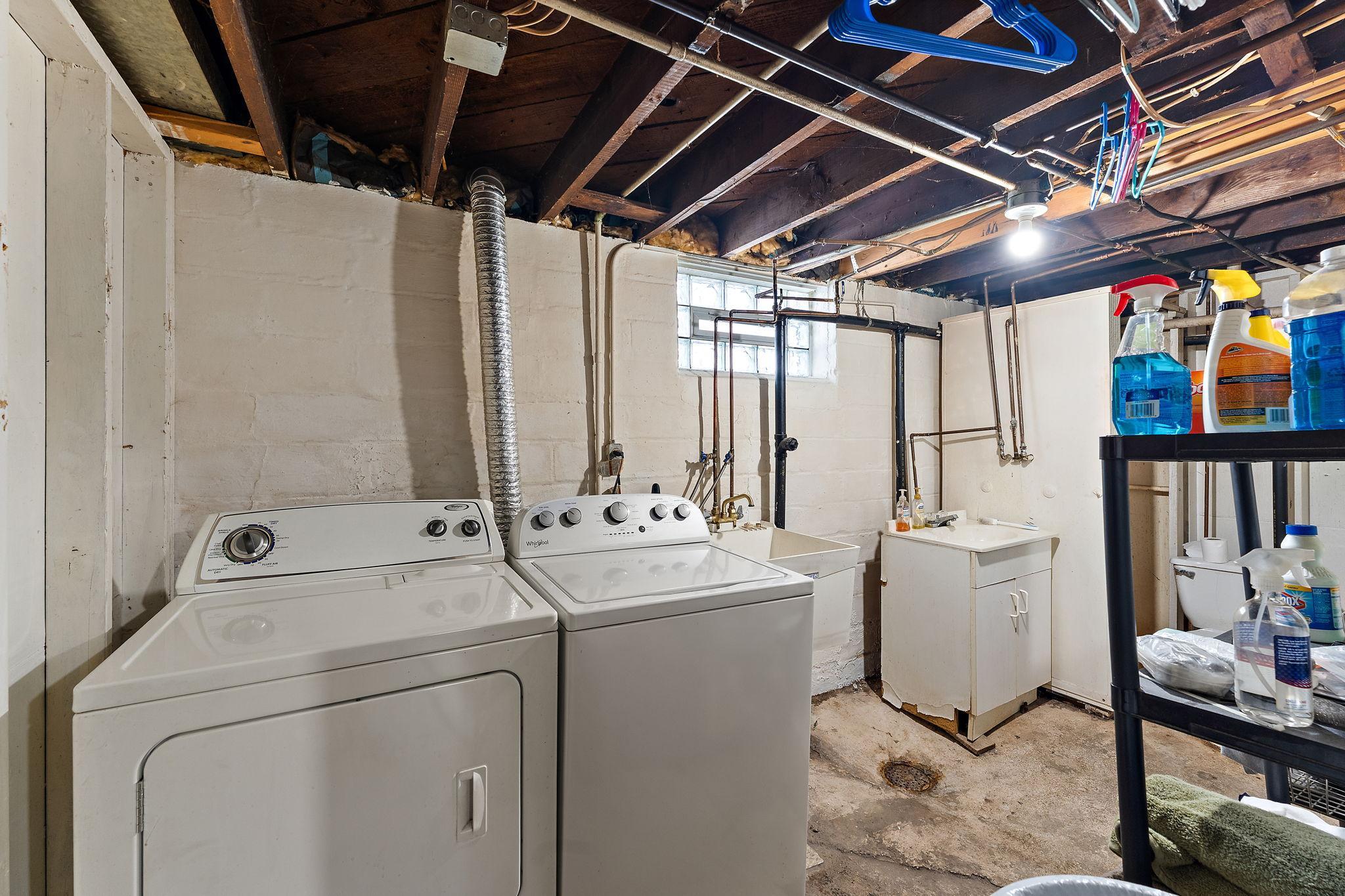 View of Residential at 3010 James Avenue, Minneapolis MN 55411, Minneapolis (13 of 25) - Mike Wilen | Minnesota Team Real Estate