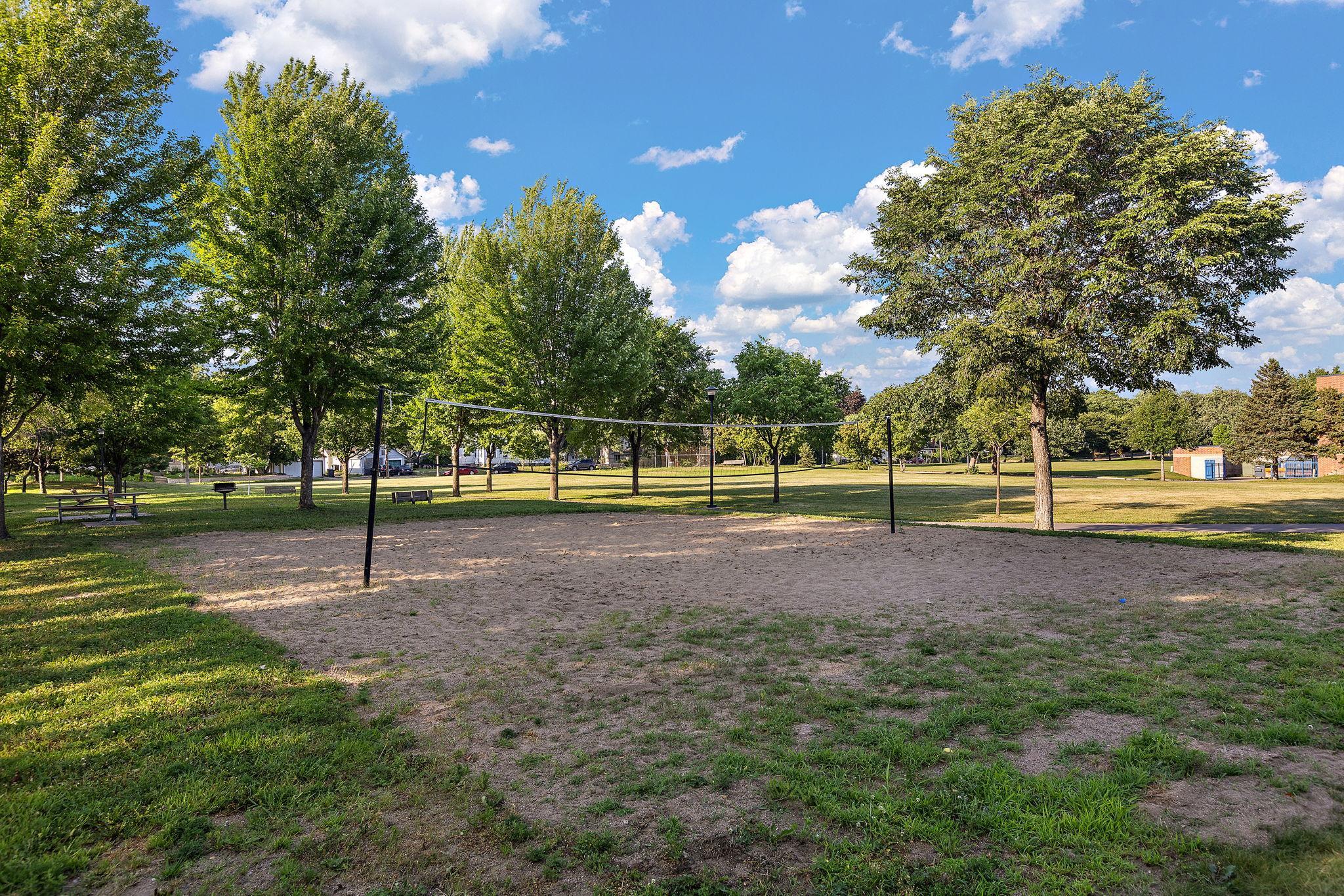 View of Residential at 3010 James Avenue, Minneapolis MN 55411, Minneapolis (25 of 25) - Mike Wilen | Minnesota Team Real Estate