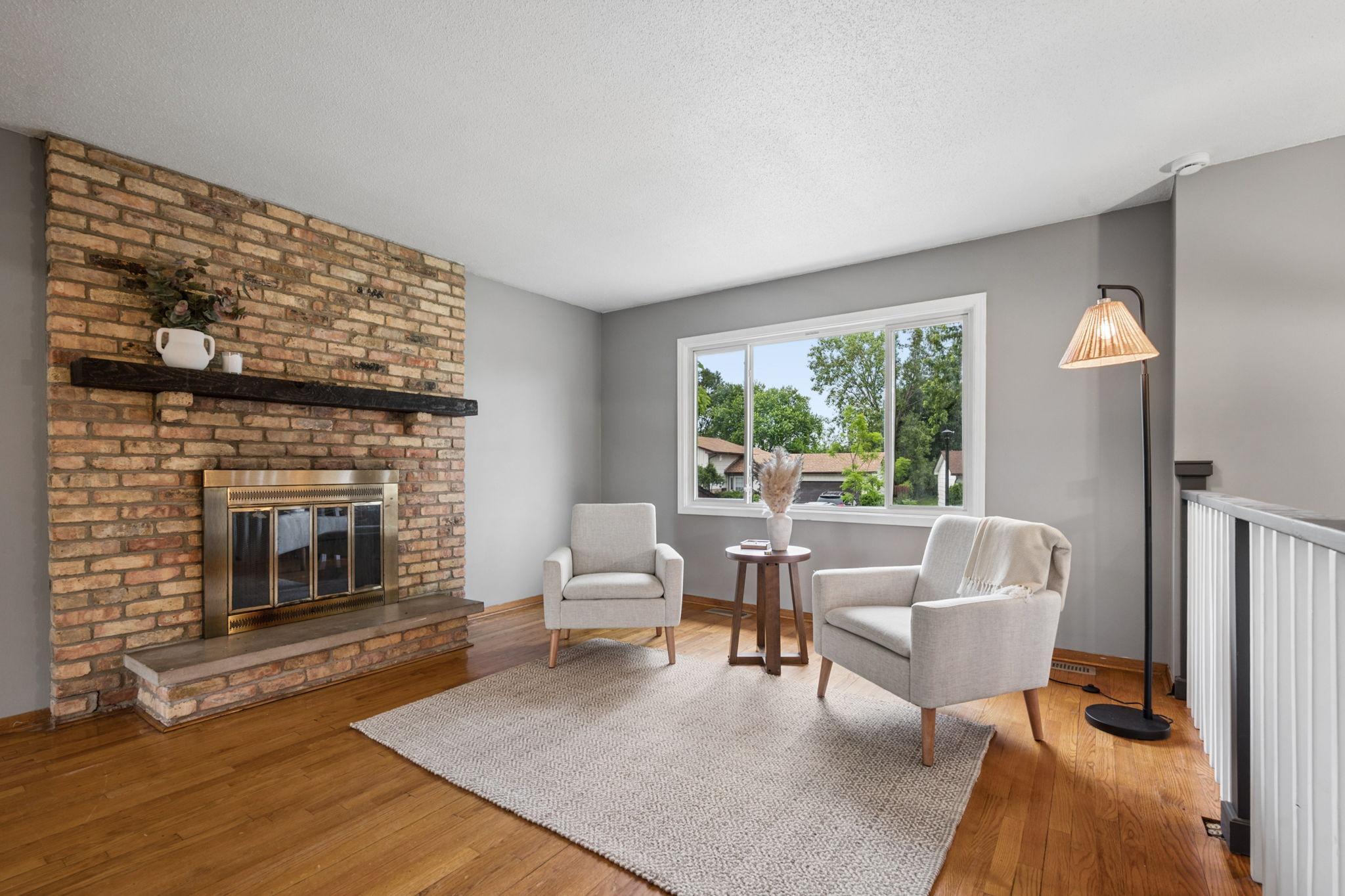 View of Residential at 1613 Lyn Curve Avenue, Minneapolis MN 55411, Minneapolis (9 of 27) - Mike Wilen | Minnesota Team Real Estate