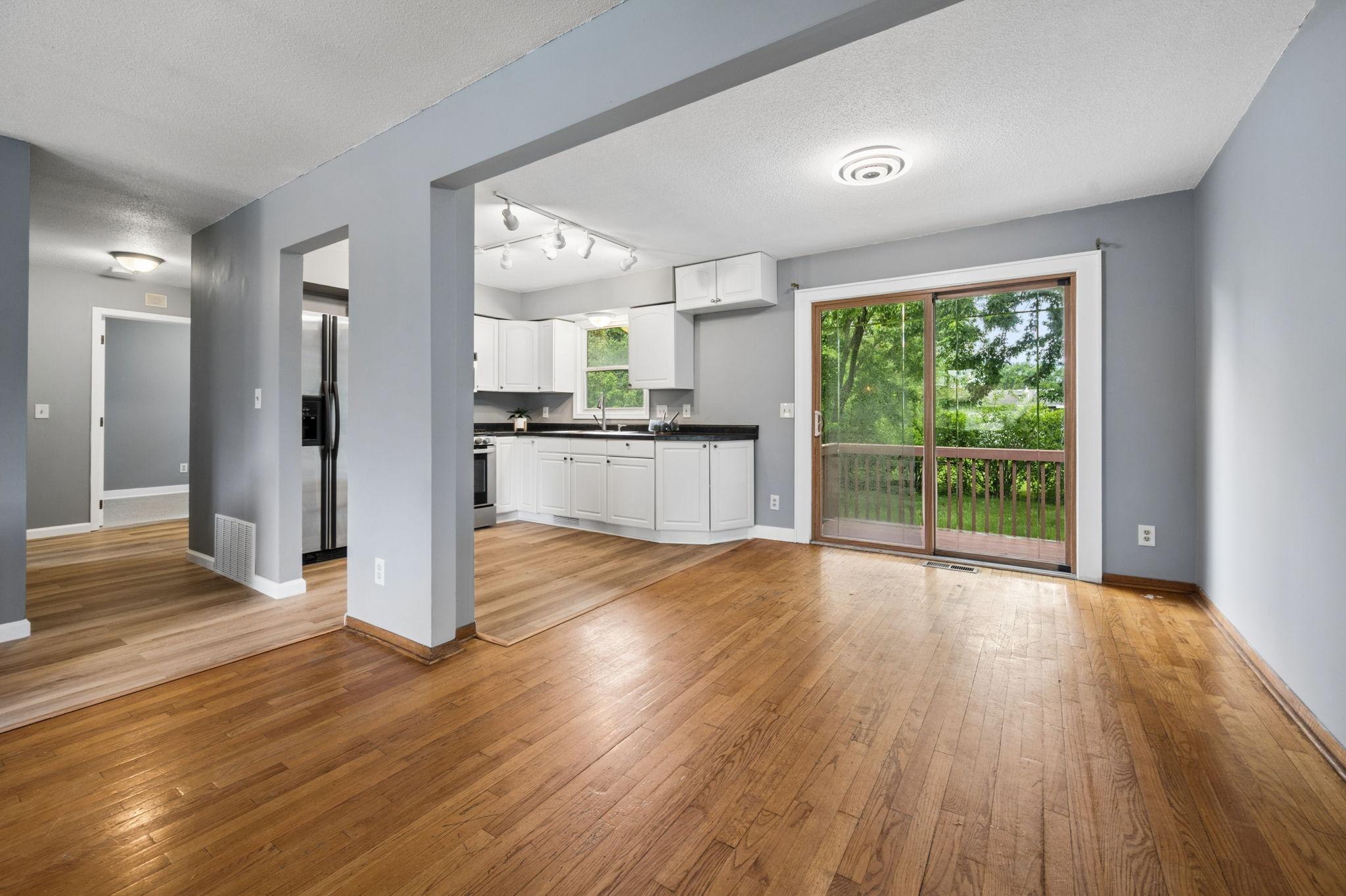 View of Residential at 1613 Lyn Curve Avenue, Minneapolis MN 55411, Minneapolis (12 of 27) - Mike Wilen | Minnesota Team Real Estate