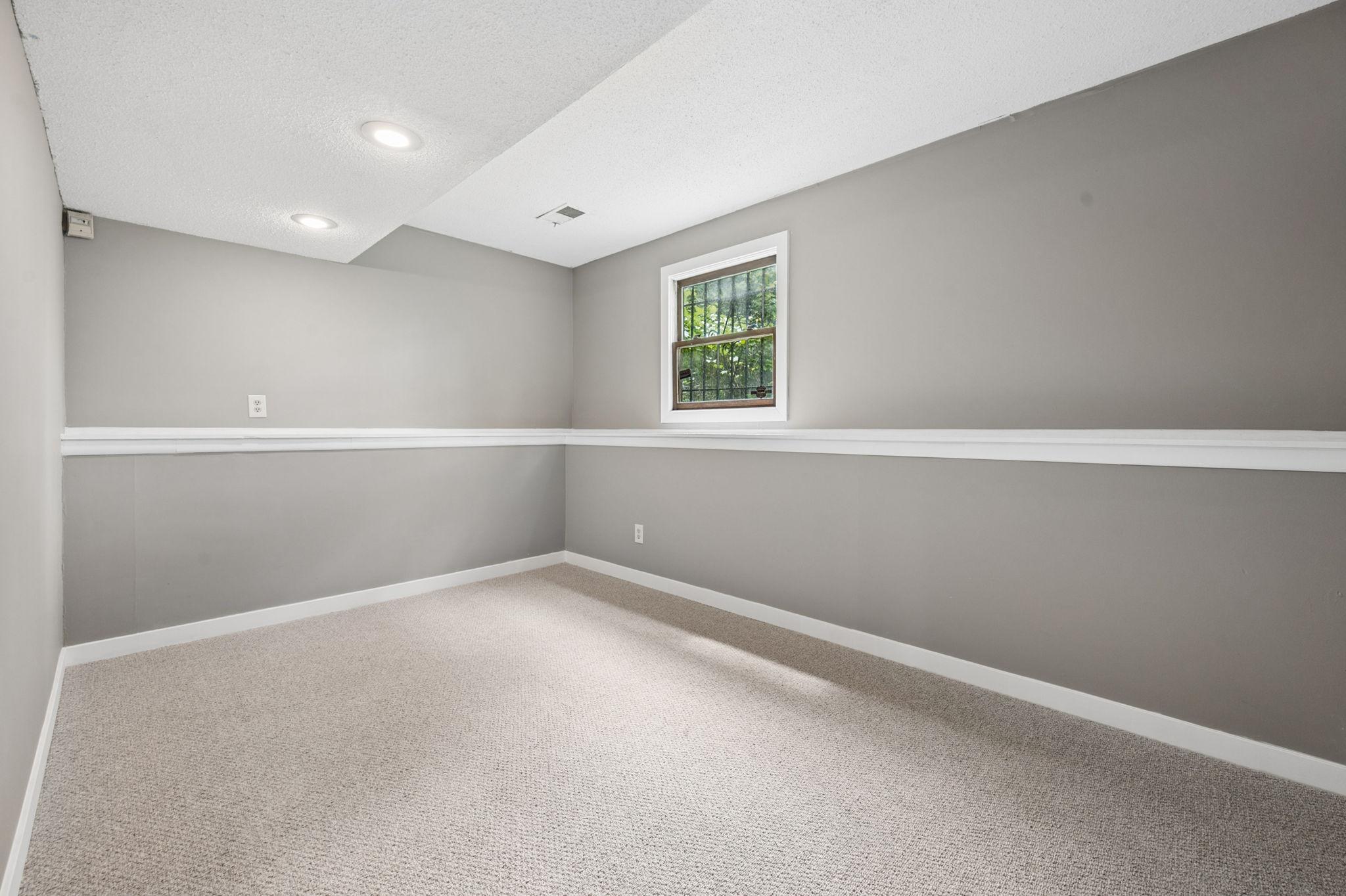 View of Residential at 1613 Lyn Curve Avenue, Minneapolis MN 55411, Minneapolis (19 of 27) - Mike Wilen | Minnesota Team Real Estate