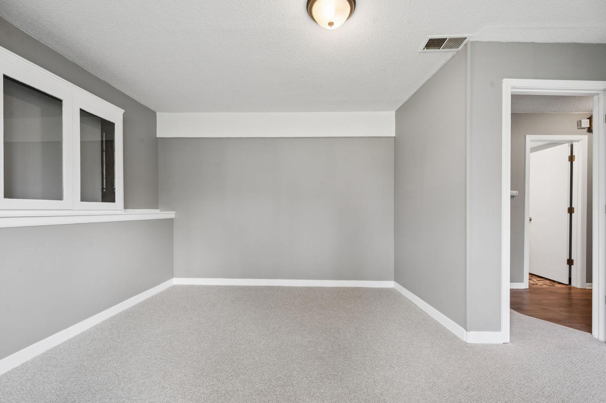 View of Residential at 1613 Lyn Curve Avenue, Minneapolis MN 55411, Minneapolis (21 of 27) - Mike Wilen | Minnesota Team Real Estate