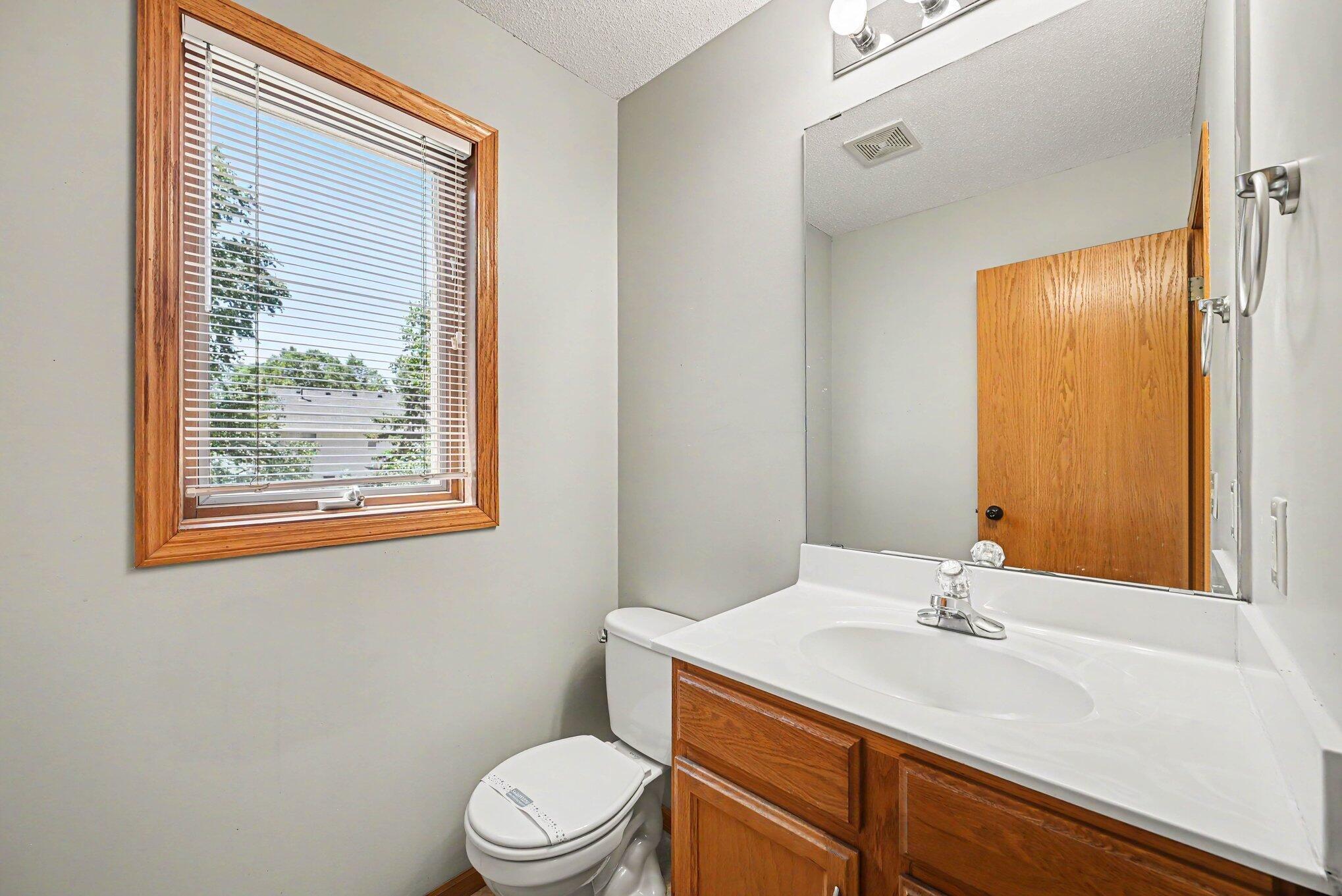 View of Residential at 3850 Jamestown Curve, Woodbury MN 55129, Woodbury (32 of 35) - Mike Wilen | Minnesota Team Real Estate