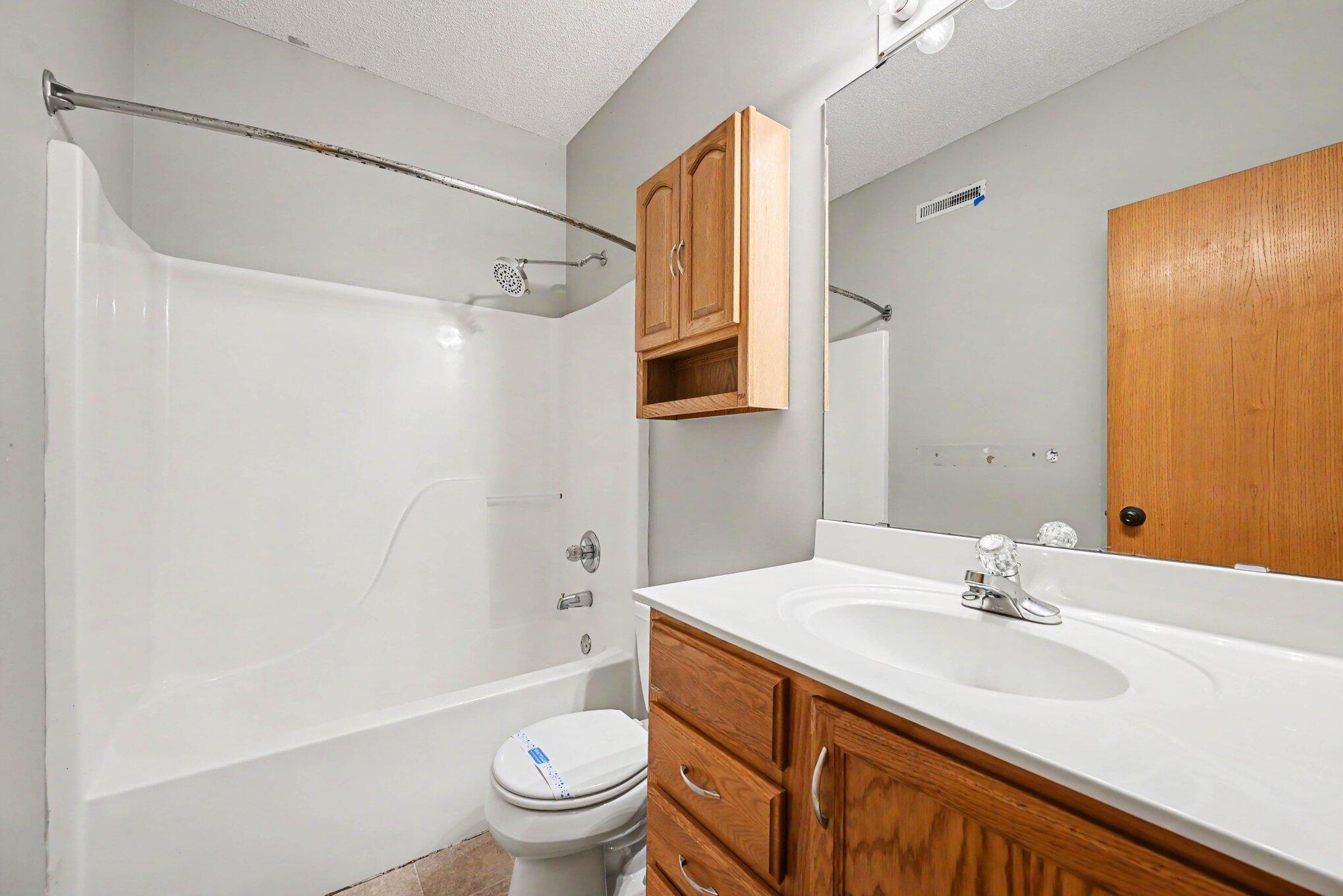 View of Residential at 3850 Jamestown Curve, Woodbury MN 55129, Woodbury (25 of 35) - Mike Wilen | Minnesota Team Real Estate