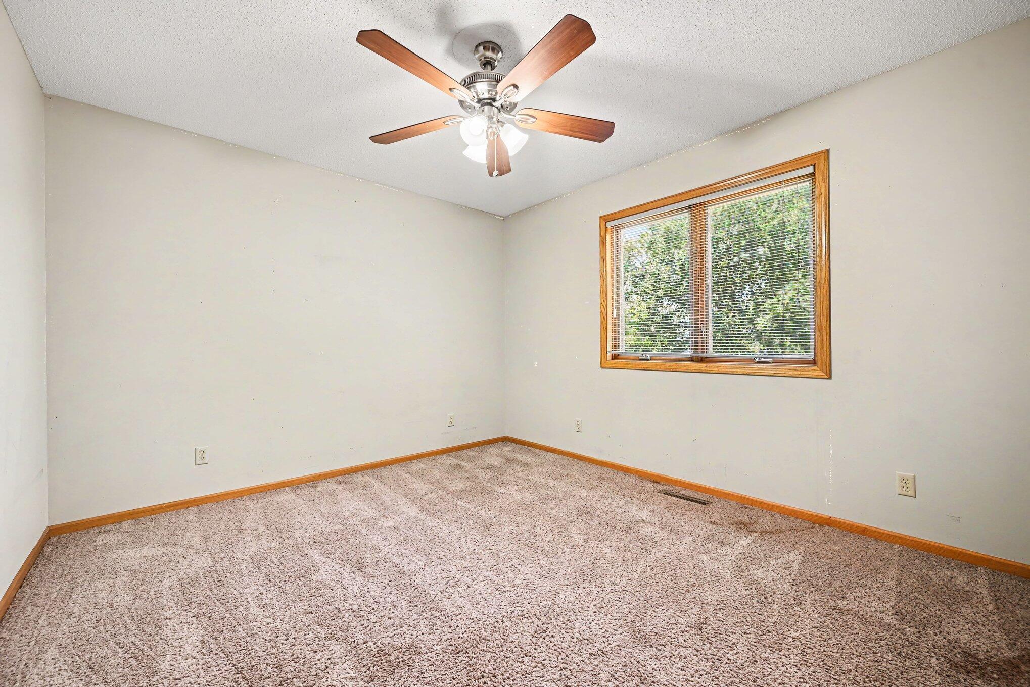 View of Residential at 3850 Jamestown Curve, Woodbury MN 55129, Woodbury (23 of 35) - Mike Wilen | Minnesota Team Real Estate