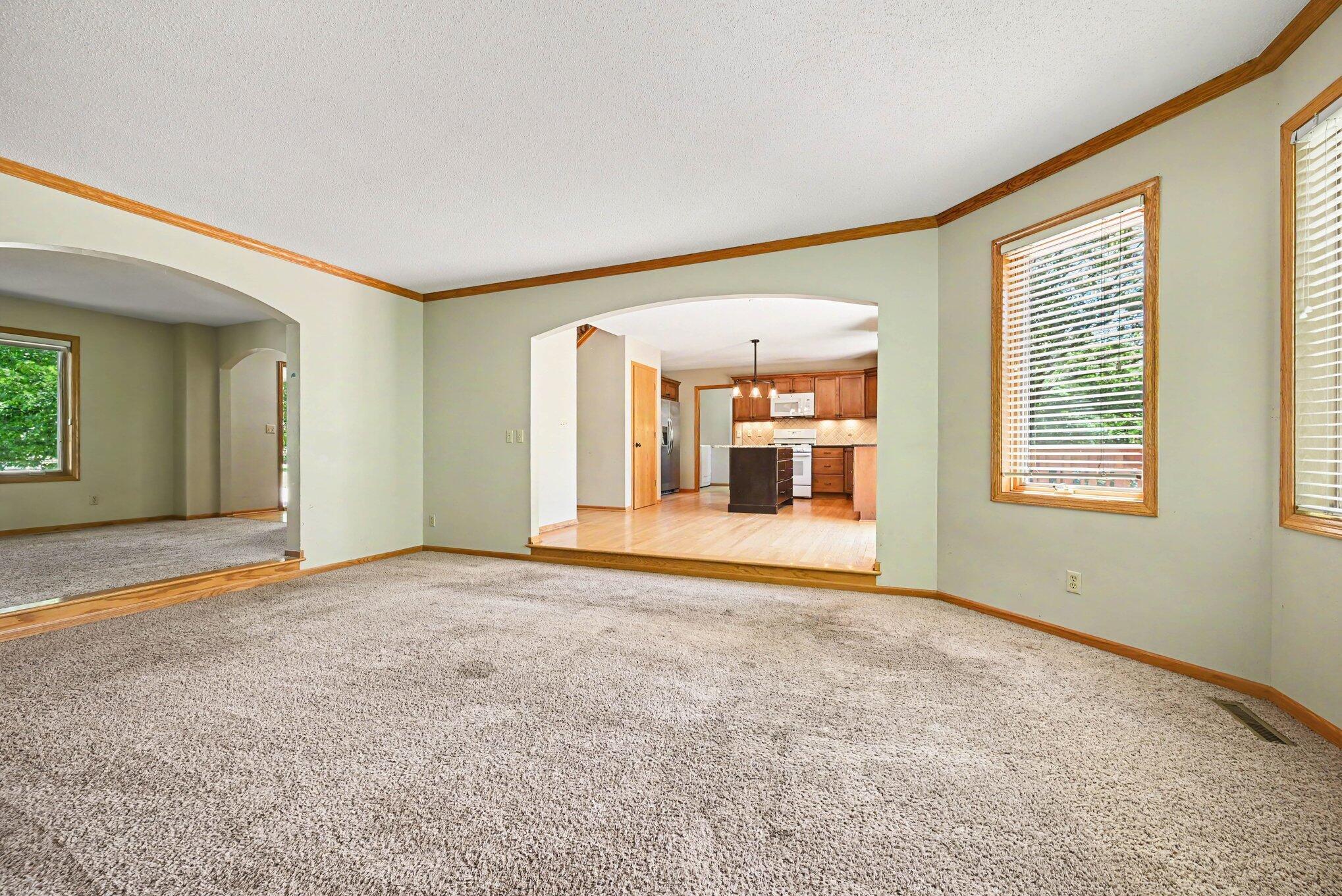 View of Residential at 3850 Jamestown Curve, Woodbury MN 55129, Woodbury (15 of 35) - Mike Wilen | Minnesota Team Real Estate