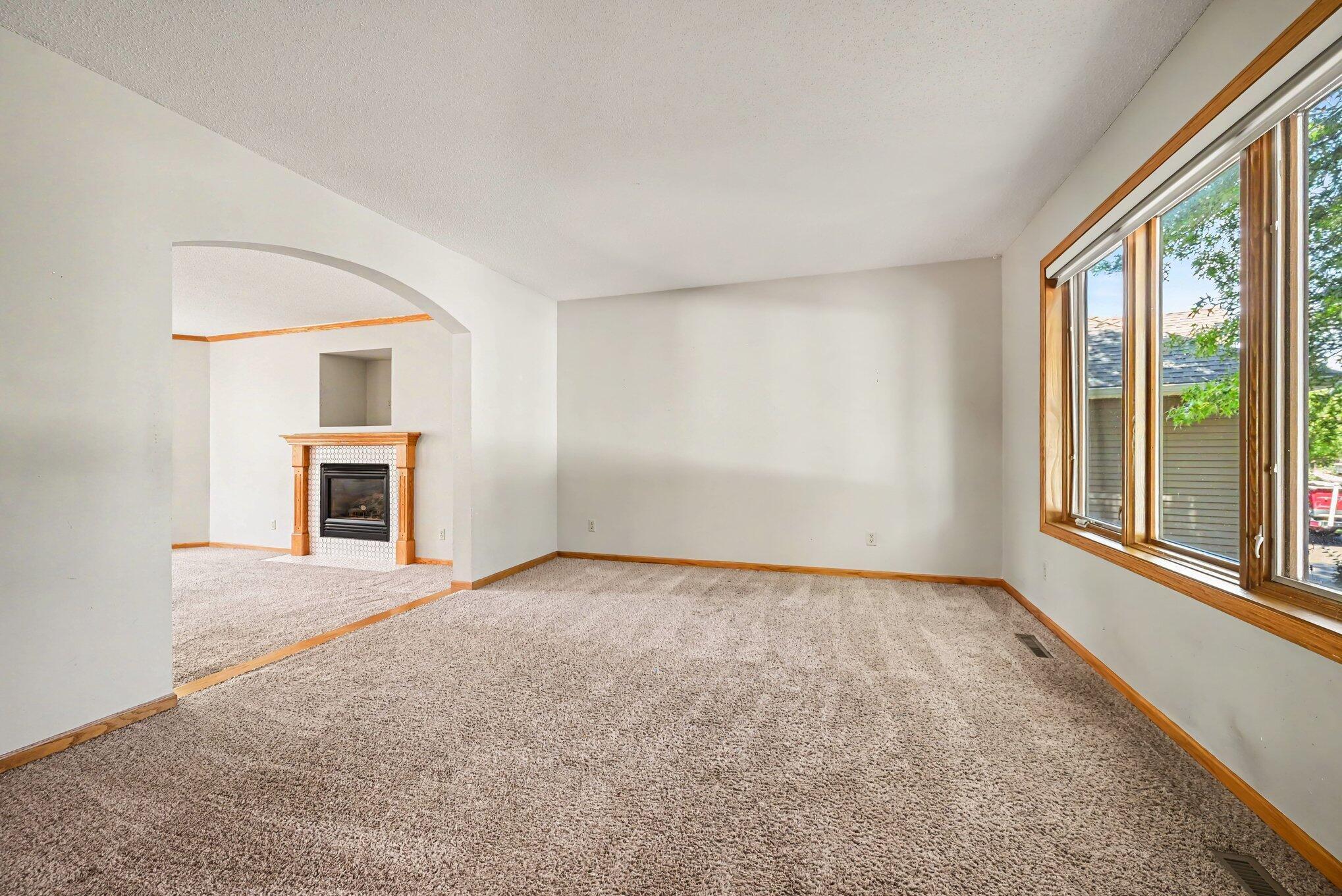 View of Residential at 3850 Jamestown Curve, Woodbury MN 55129, Woodbury (8 of 35) - Mike Wilen | Minnesota Team Real Estate
