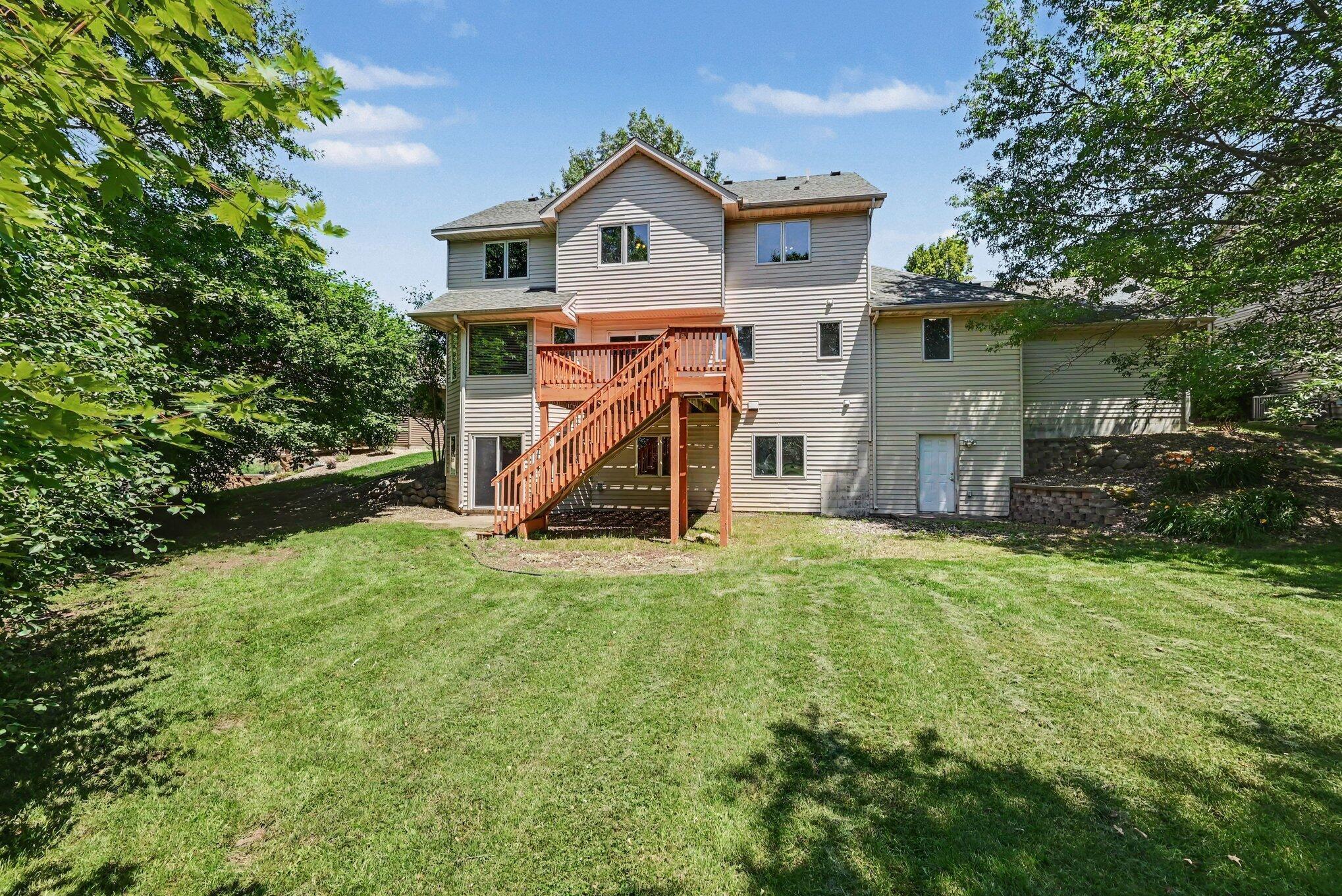 View of Residential at 3850 Jamestown Curve, Woodbury MN 55129, Woodbury (4 of 35) - Mike Wilen | Minnesota Team Real Estate