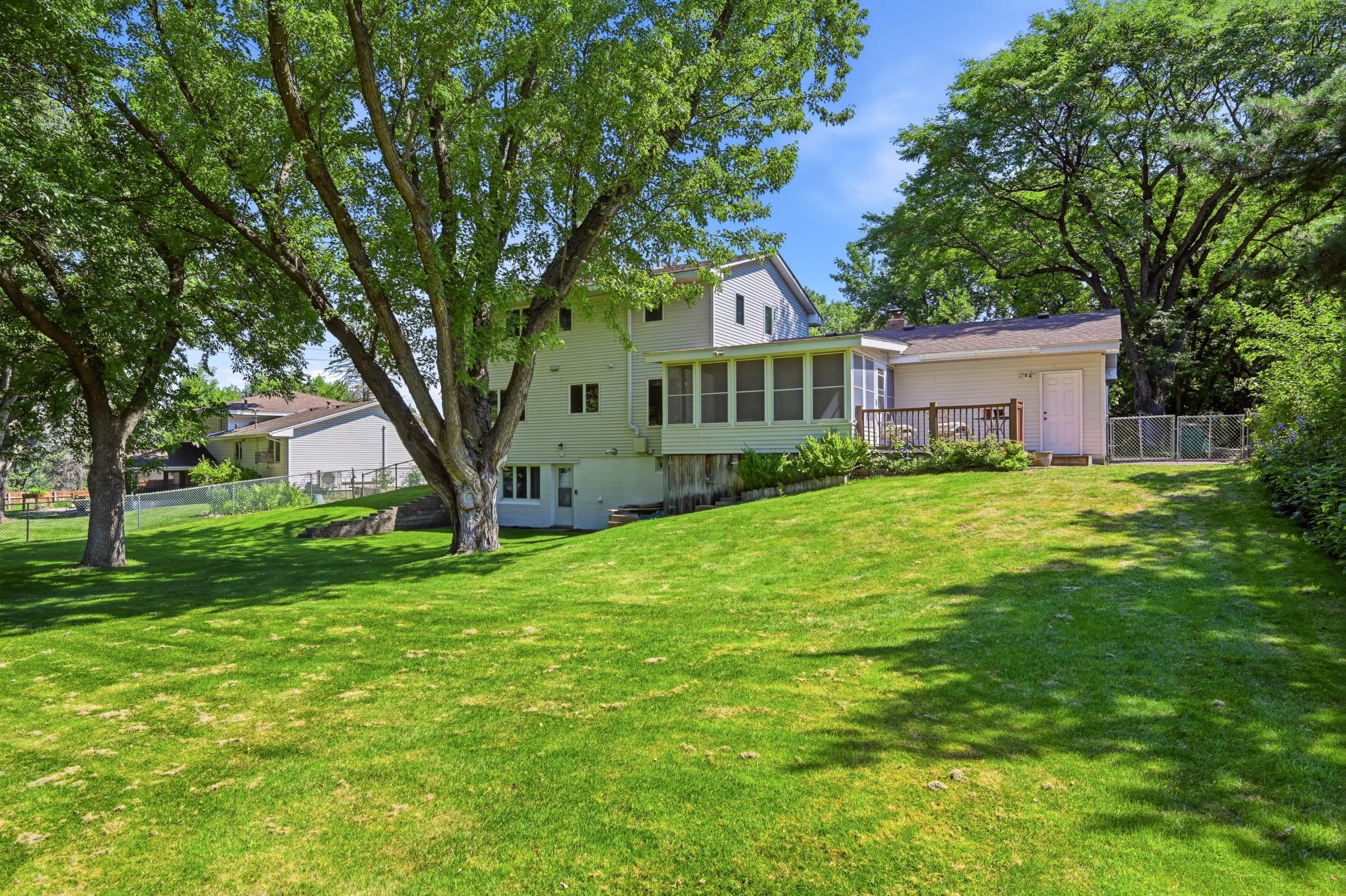 View of Residential at 11006 Radisson Drive, Burnsville MN 55337, Burnsville (59 of 76) - Mike Wilen | Minnesota Team Real Estate