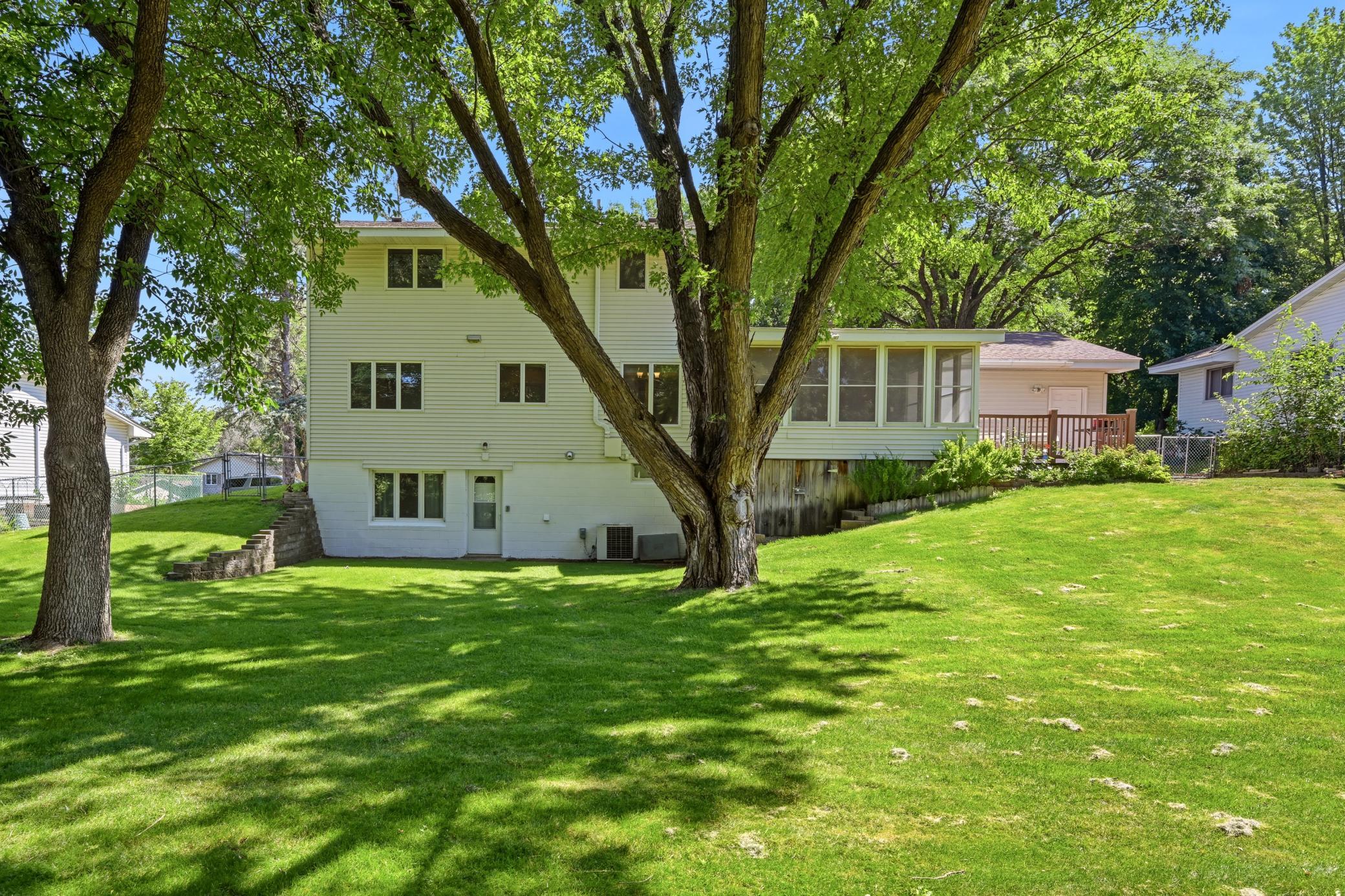 View of Residential at 11006 Radisson Drive, Burnsville MN 55337, Burnsville (58 of 76) - Mike Wilen | Minnesota Team Real Estate