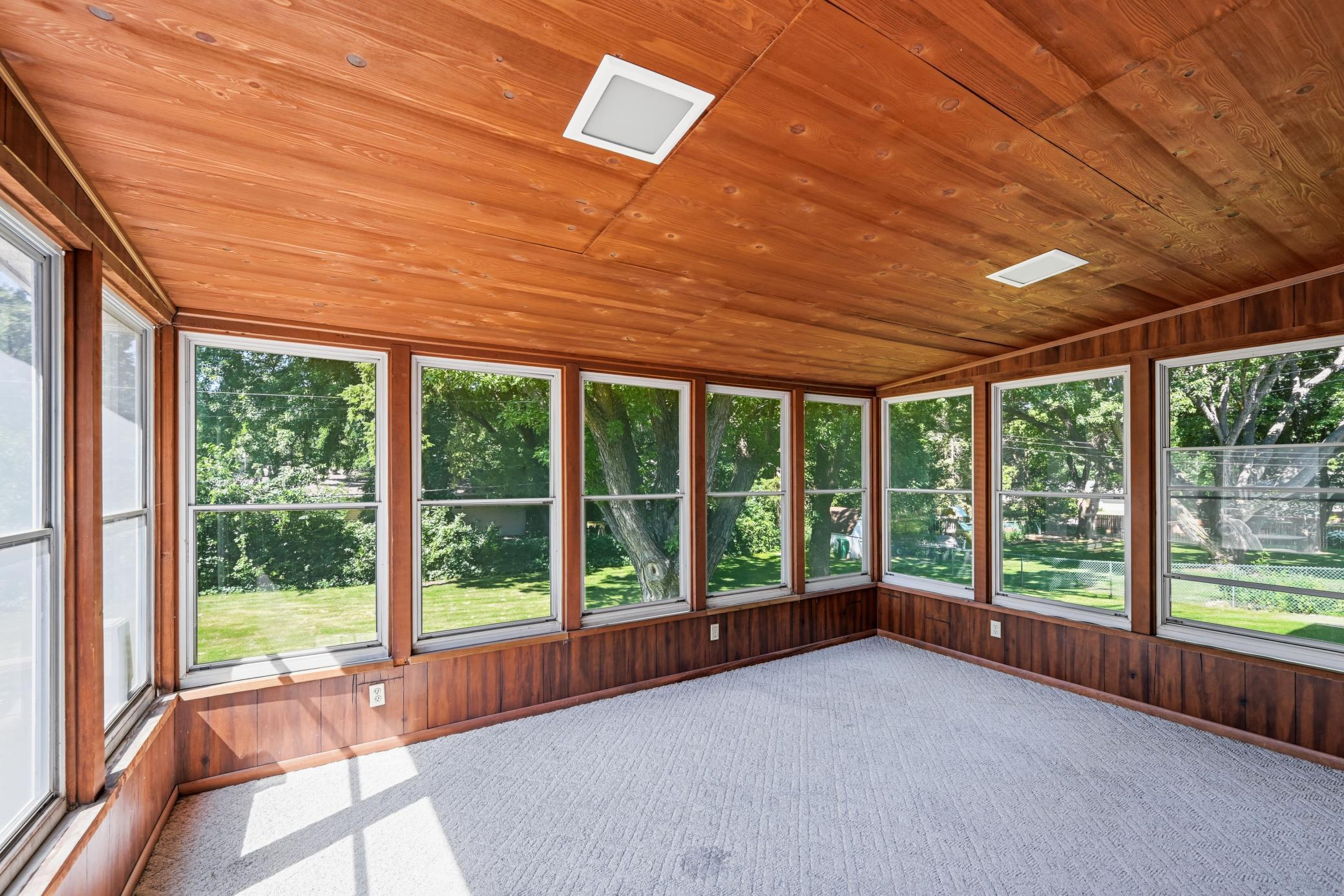 View of Residential at 11006 Radisson Drive, Burnsville MN 55337, Burnsville (33 of 76) - Mike Wilen | Minnesota Team Real Estate