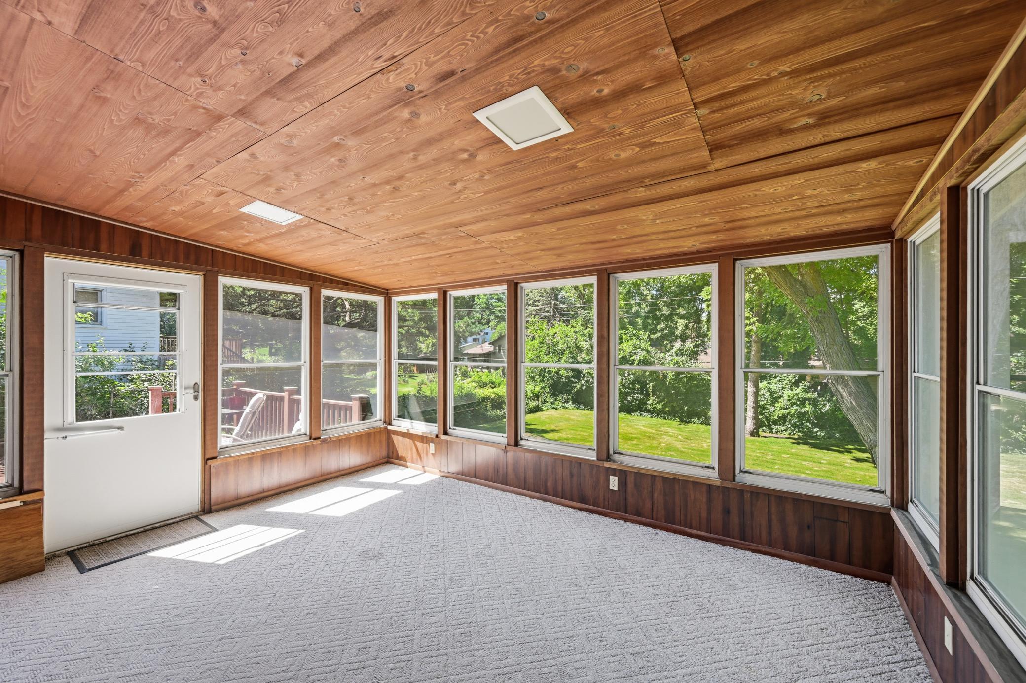 View of Residential at 11006 Radisson Drive, Burnsville MN 55337, Burnsville (32 of 76) - Mike Wilen | Minnesota Team Real Estate