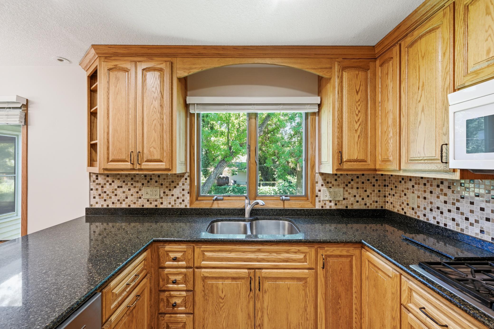View of Residential at 11006 Radisson Drive, Burnsville MN 55337, Burnsville (17 of 76) - Mike Wilen | Minnesota Team Real Estate